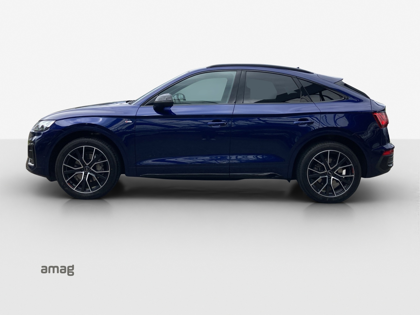 AUDI Q5 Sportback 40 TDI Blackedition quattro S-tronic-image-1