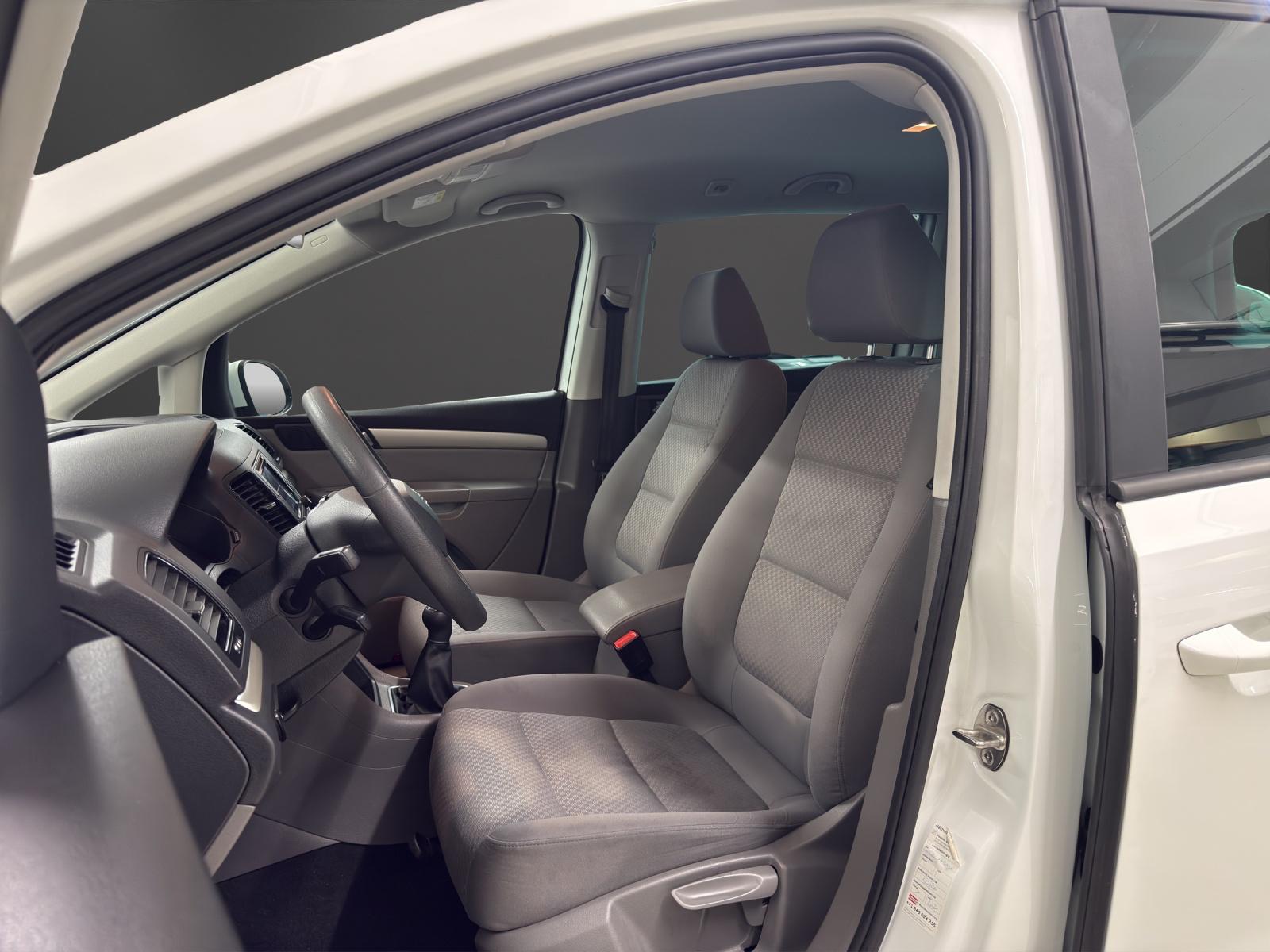 SEAT Alhambra 2.0 TDI Reference-image-6