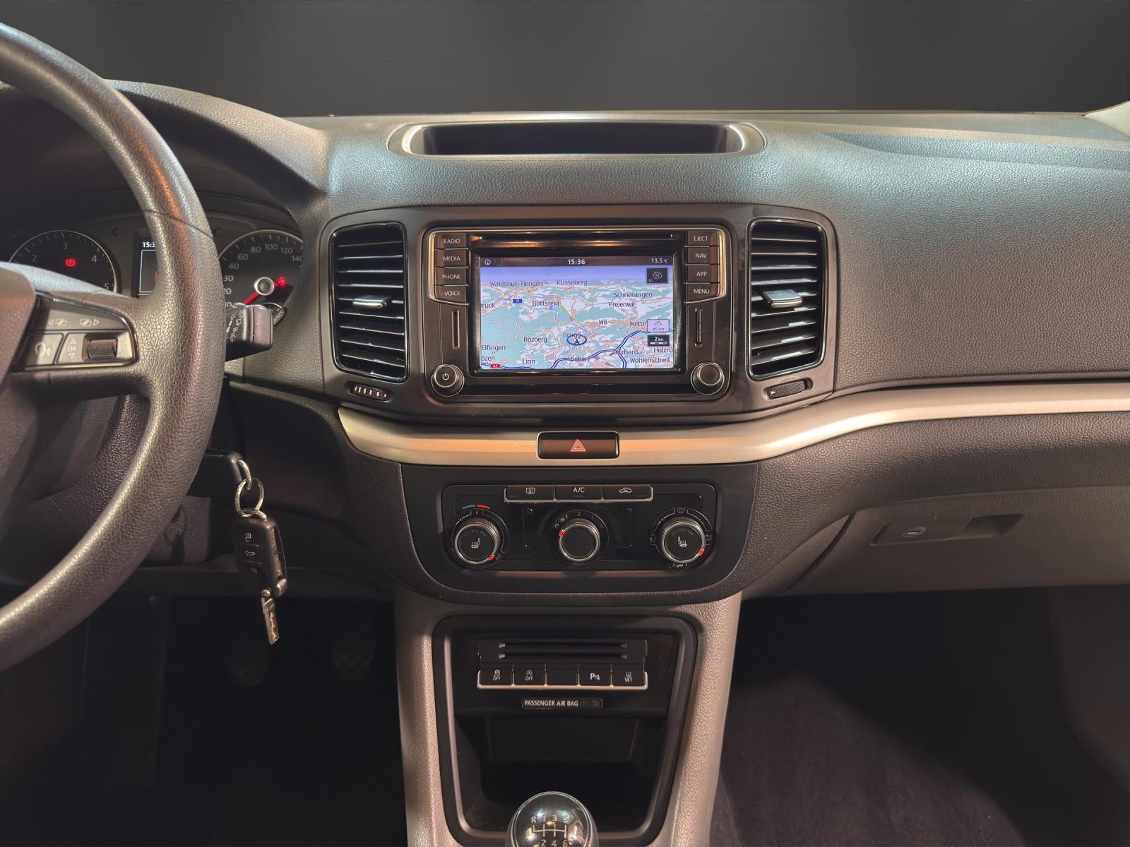 SEAT Alhambra 2.0 TDI Reference-image-10
