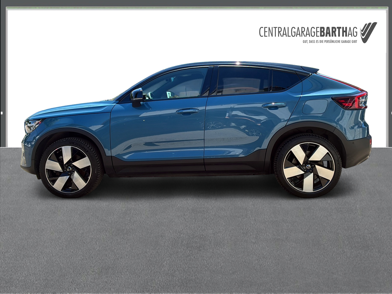 VOLVO C40 Recharge Twin-image-3