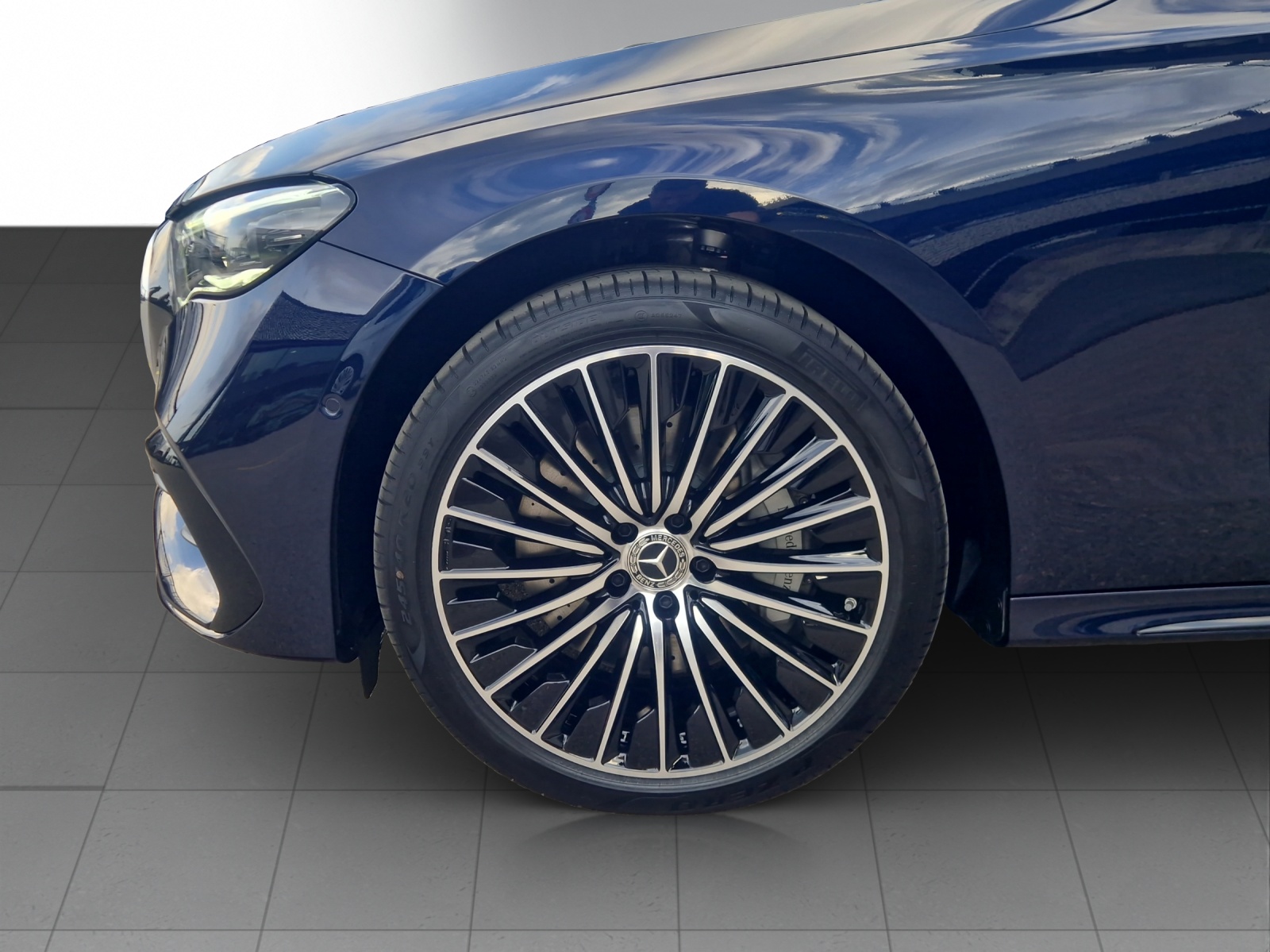 Image MERCEDES-BENZ E-220 E 220 d T 4Matic 9G-Tronic