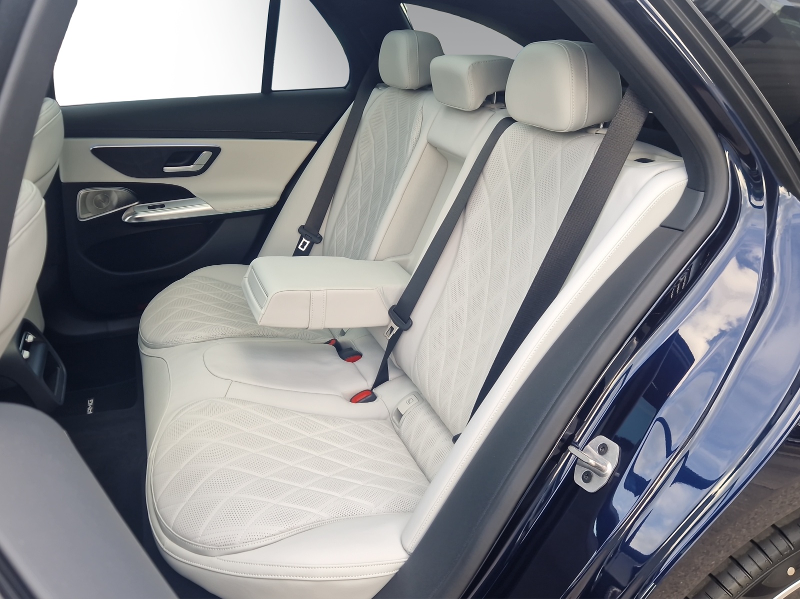 Image MERCEDES-BENZ E-220 E 220 d T 4Matic 9G-Tronic