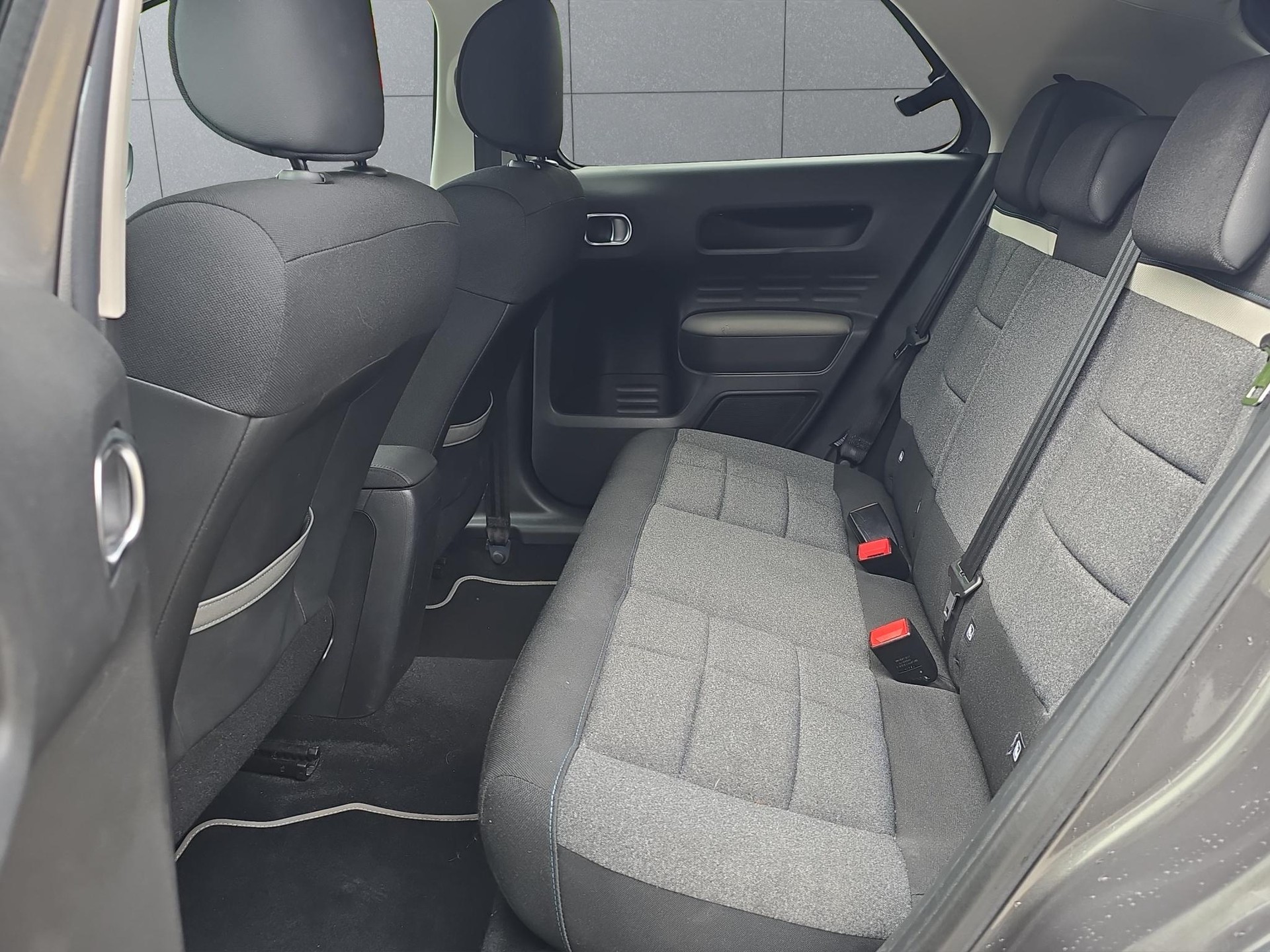 CITROEN C4 Cactus 1.2 Shine-image-11