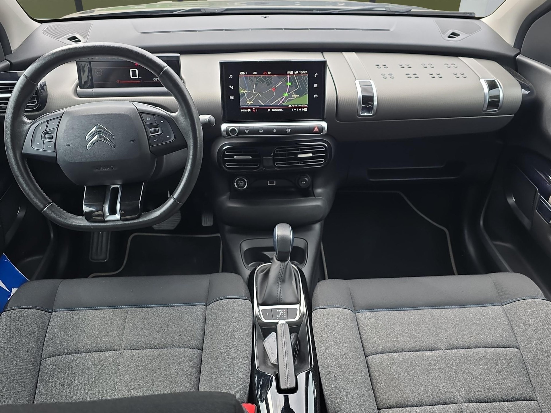 CITROEN C4 Cactus 1.2 Shine-image-8