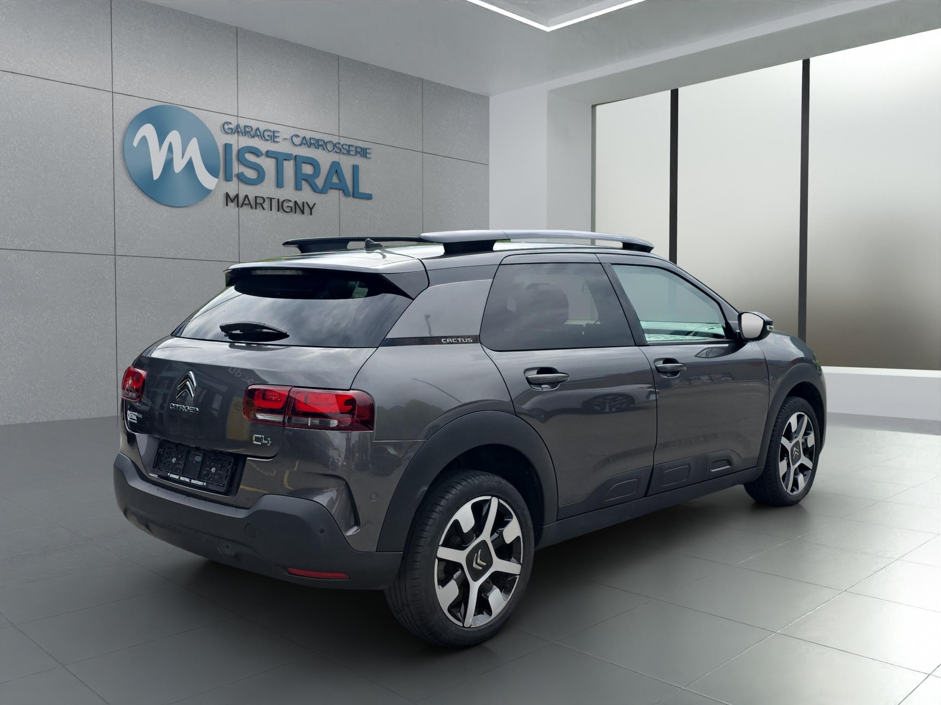 CITROEN C4 Cactus 1.2 PureTech Shine-image-4