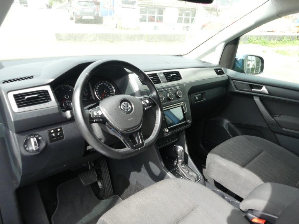 VW Caddy 2.0 TDI Comfortline 4Motion DSG-image-6