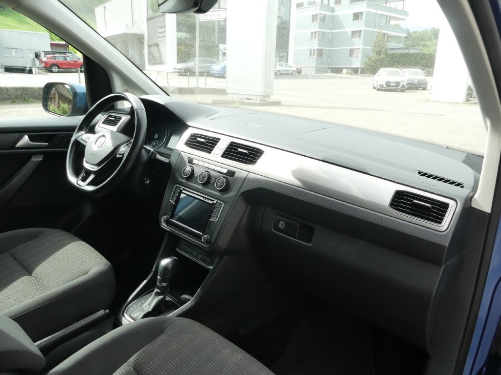 VW Caddy 2.0 TDI Comfortline 4Motion DSG-image-8