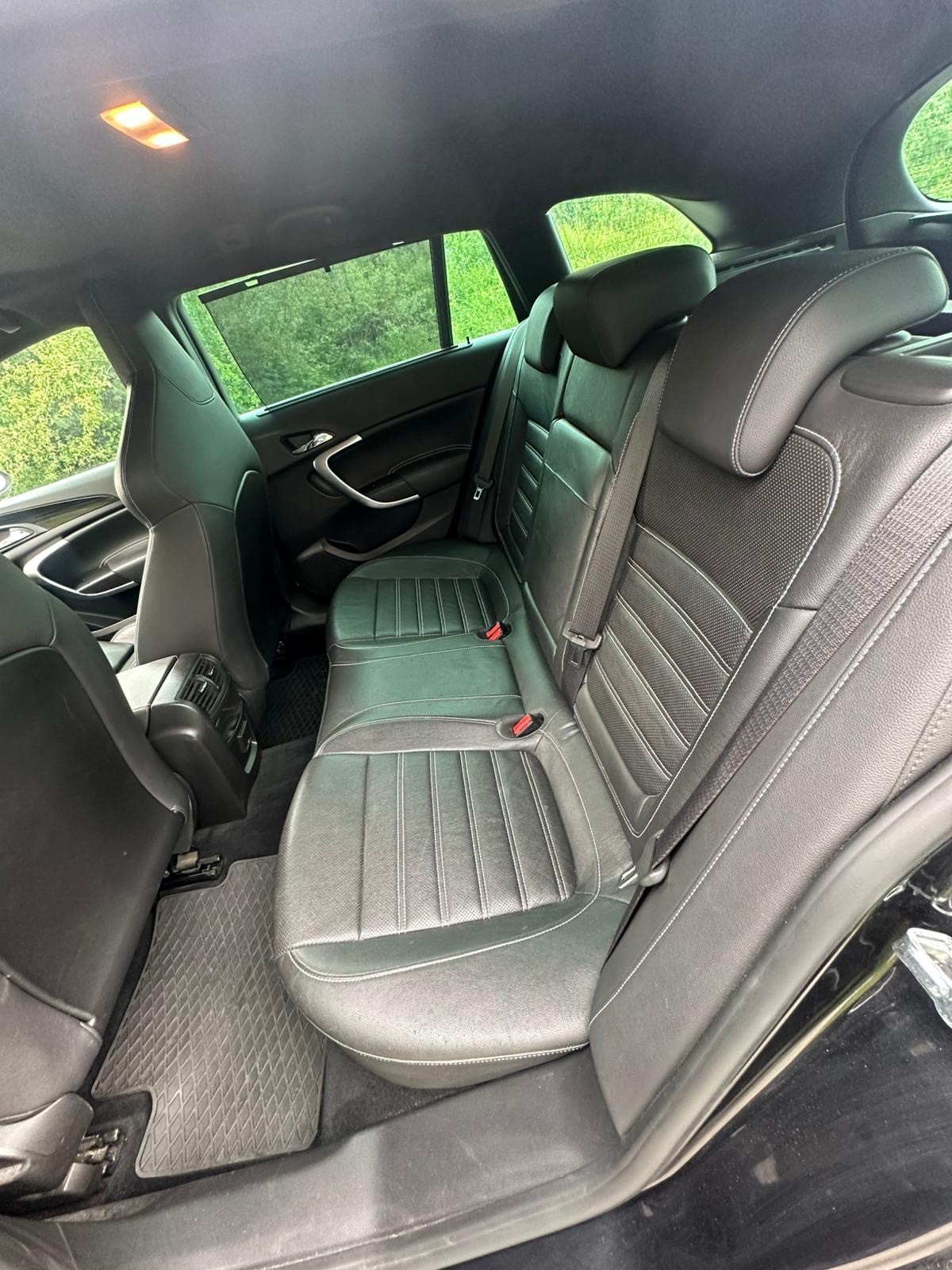 OPEL Insignia Sports Tourer 2.0 Turbo Cosmo 4WD-image-12