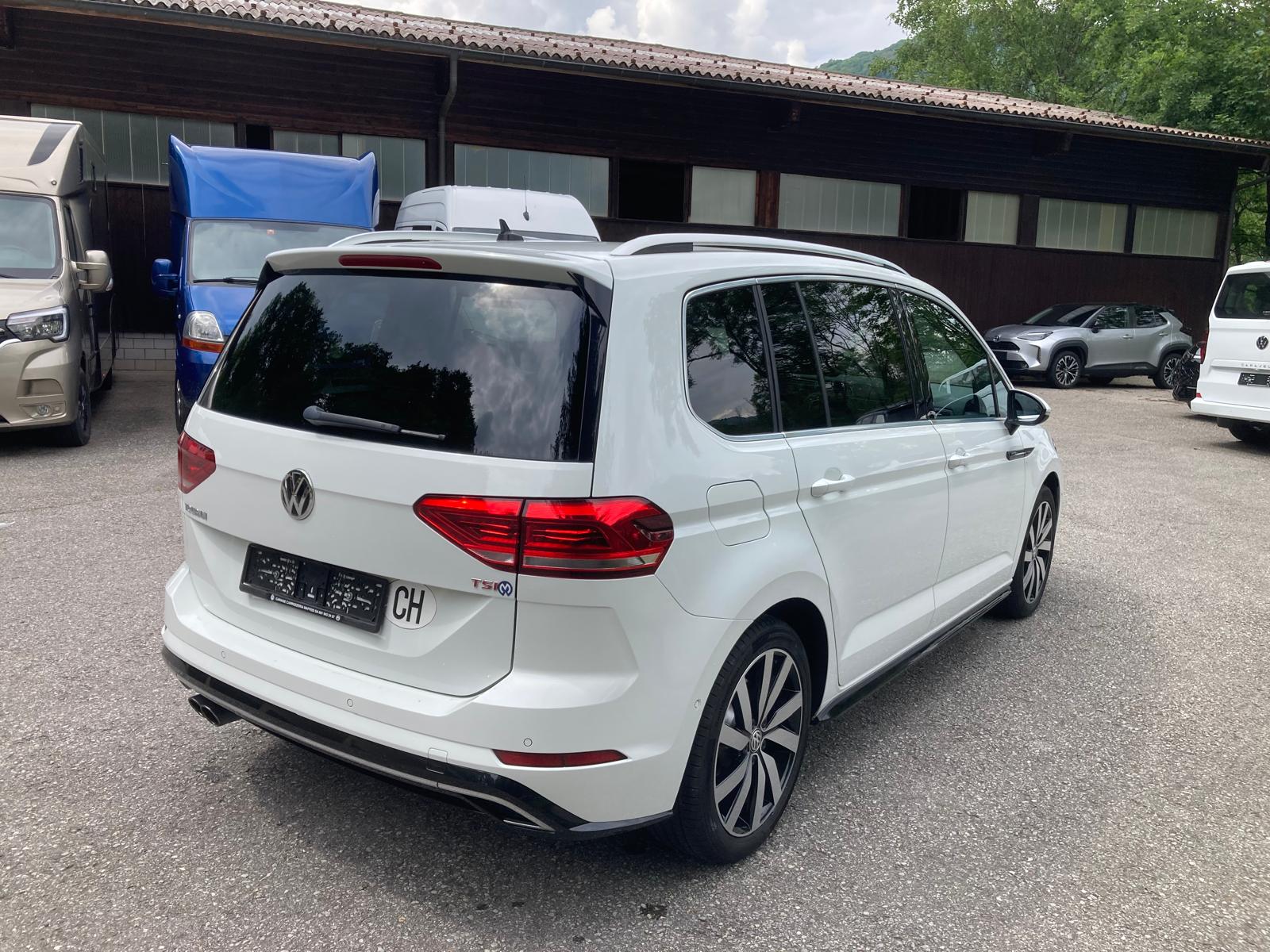 VW Touran 1.8 TSI BlueMotion Technology Highline DSG-image-6