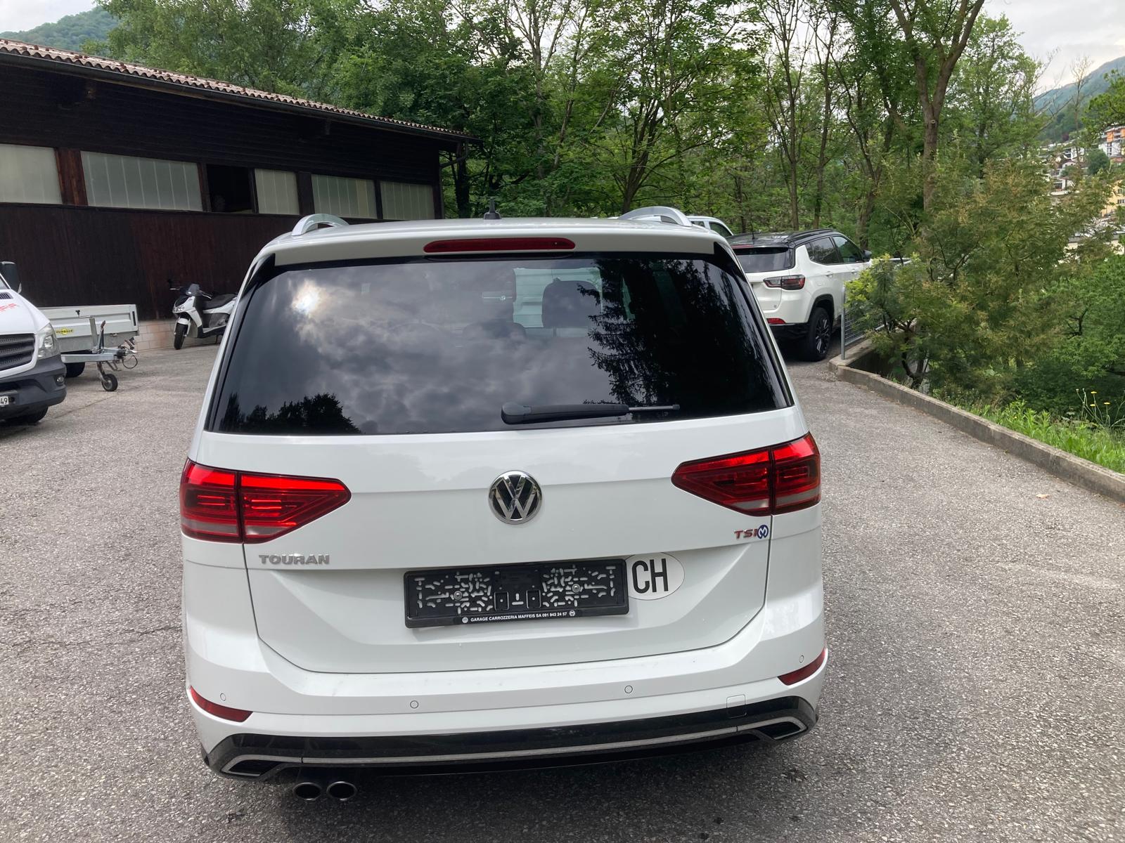 VW Touran 1.8 TSI BlueMotion Technology Highline DSG-image-5