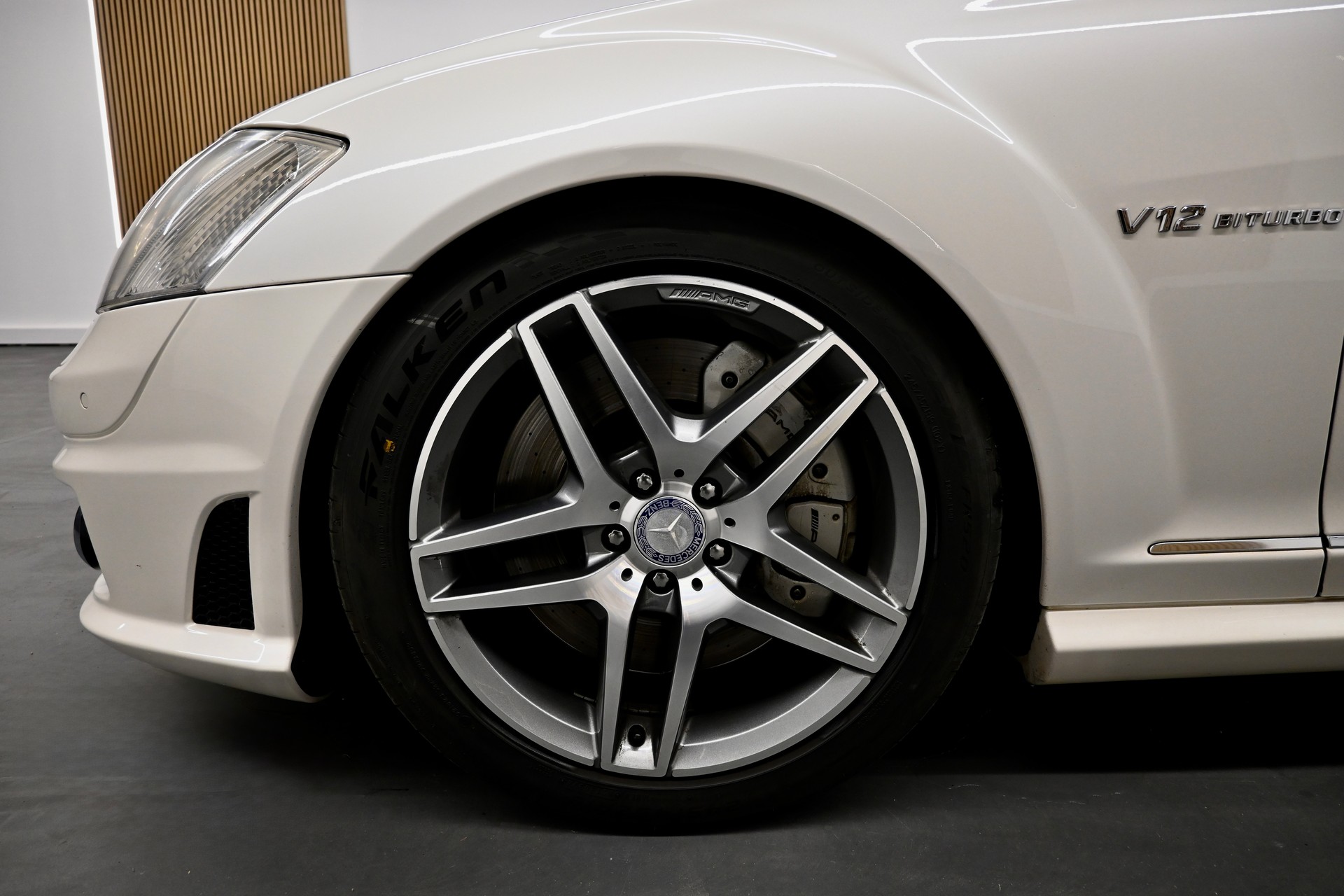 MERCEDES-BENZ S 65 AMG L Automatic-image-6
