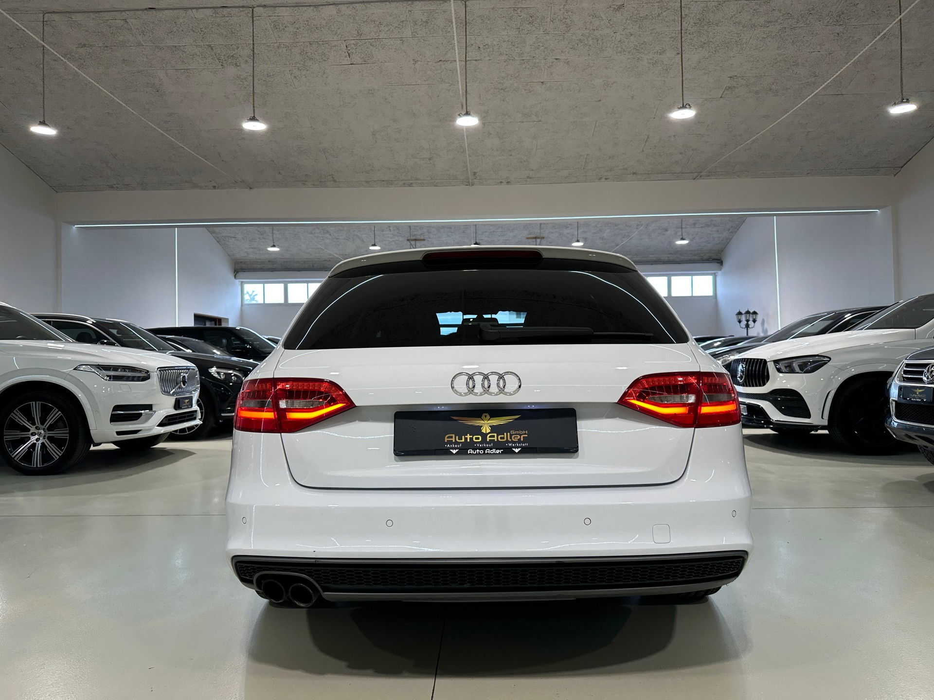 AUDI A4 Avant 2.0 TDI S-Line multitronic-image-7