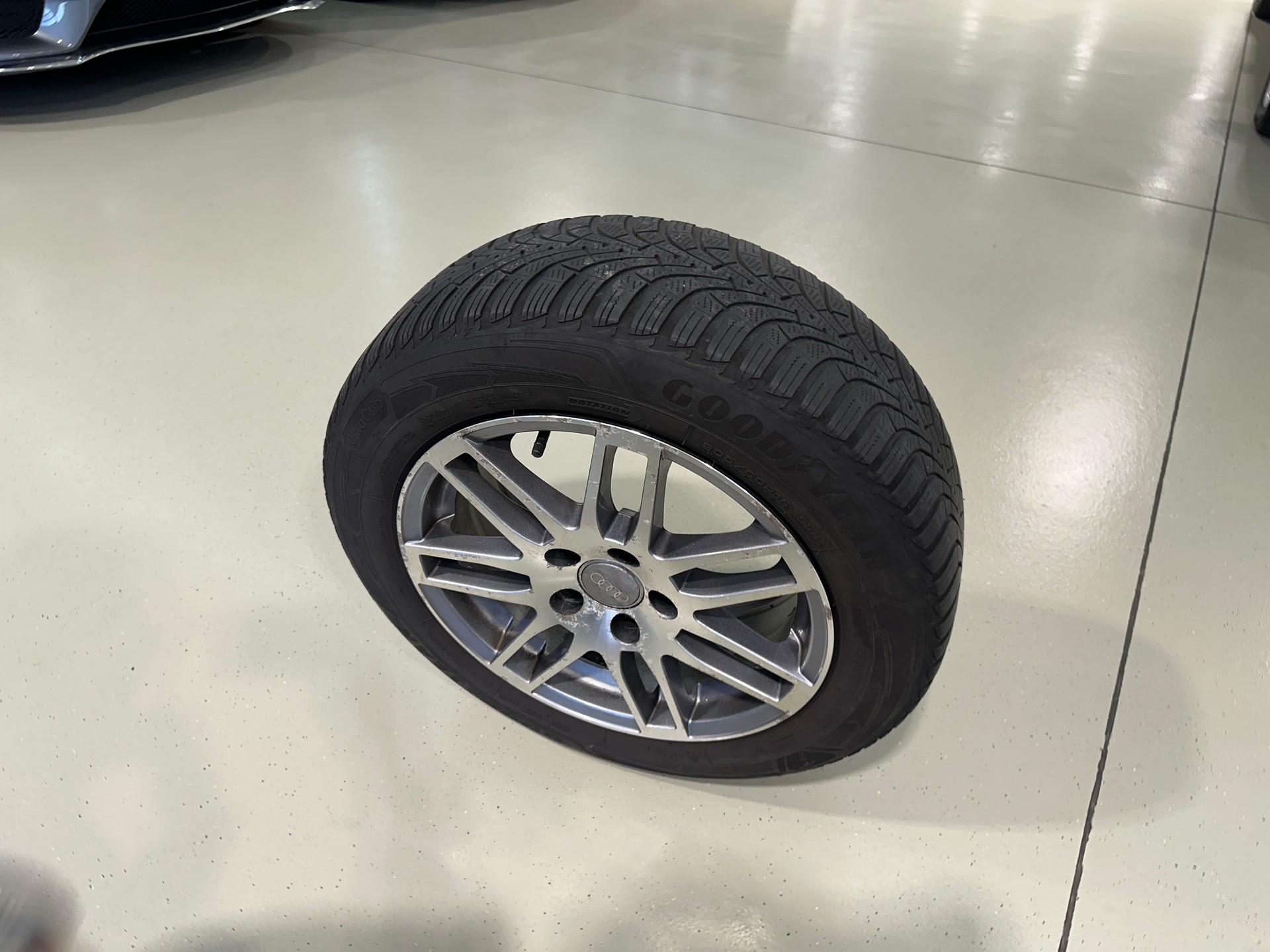 AUDI A4 Avant 2.0 TDI S-Line multitronic-image-27