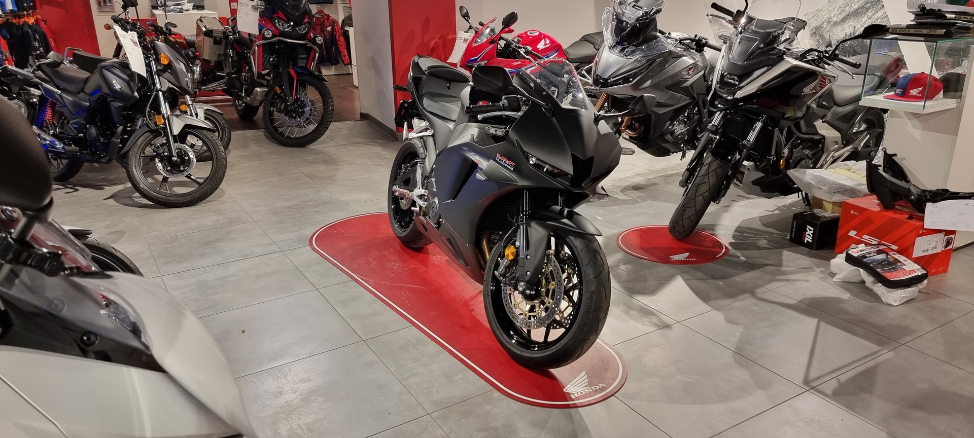 HONDA CBR 600 RR