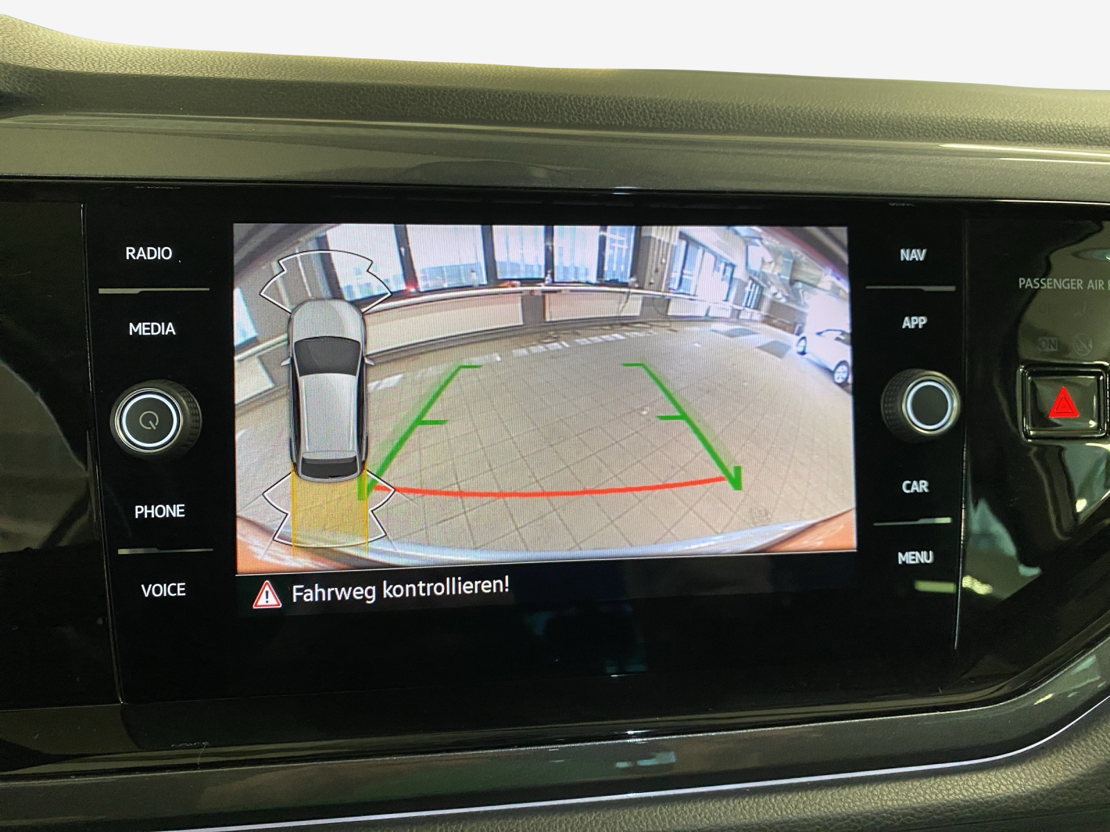 VW Taigo 1.0 TSI Style DSG-image-15
