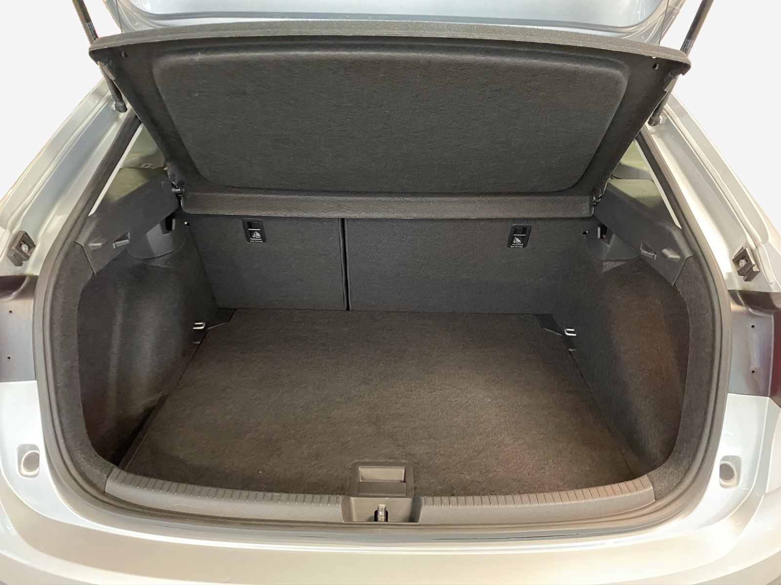 VW Taigo 1.0 TSI Style DSG-image-12