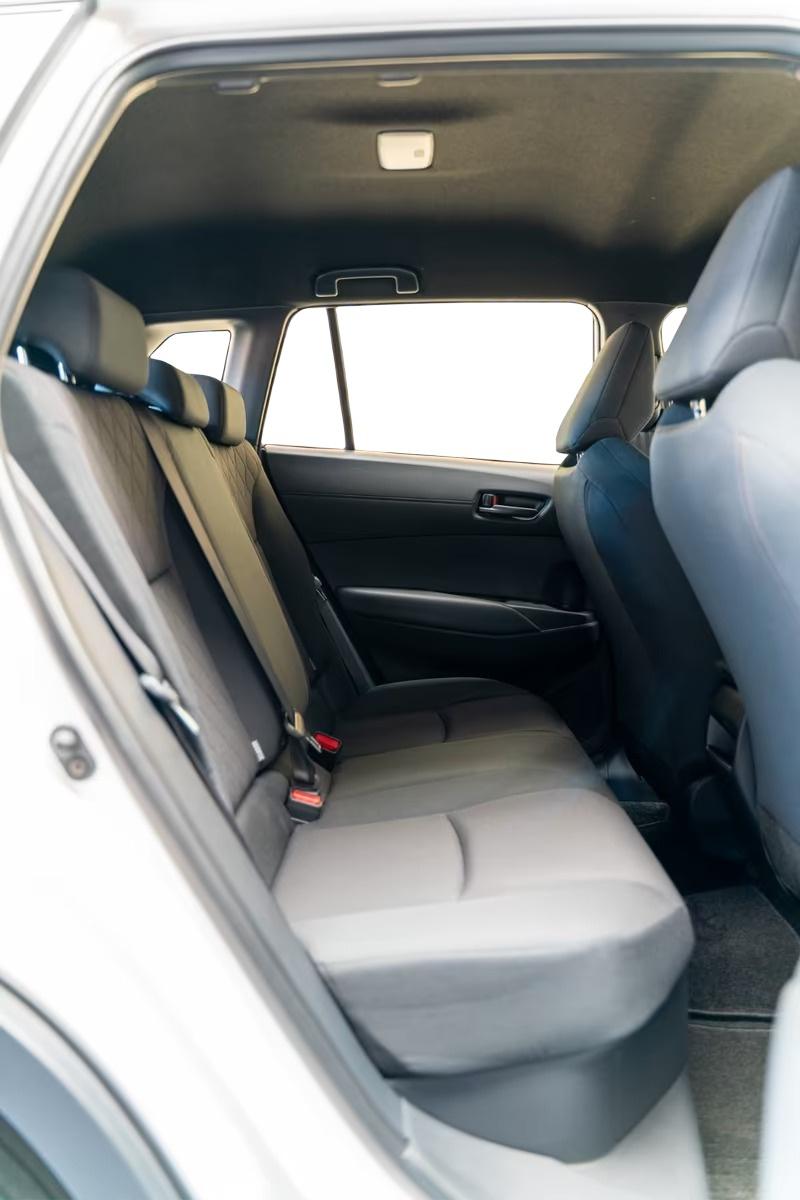 TOYOTA COROLLA CROSS-image-6