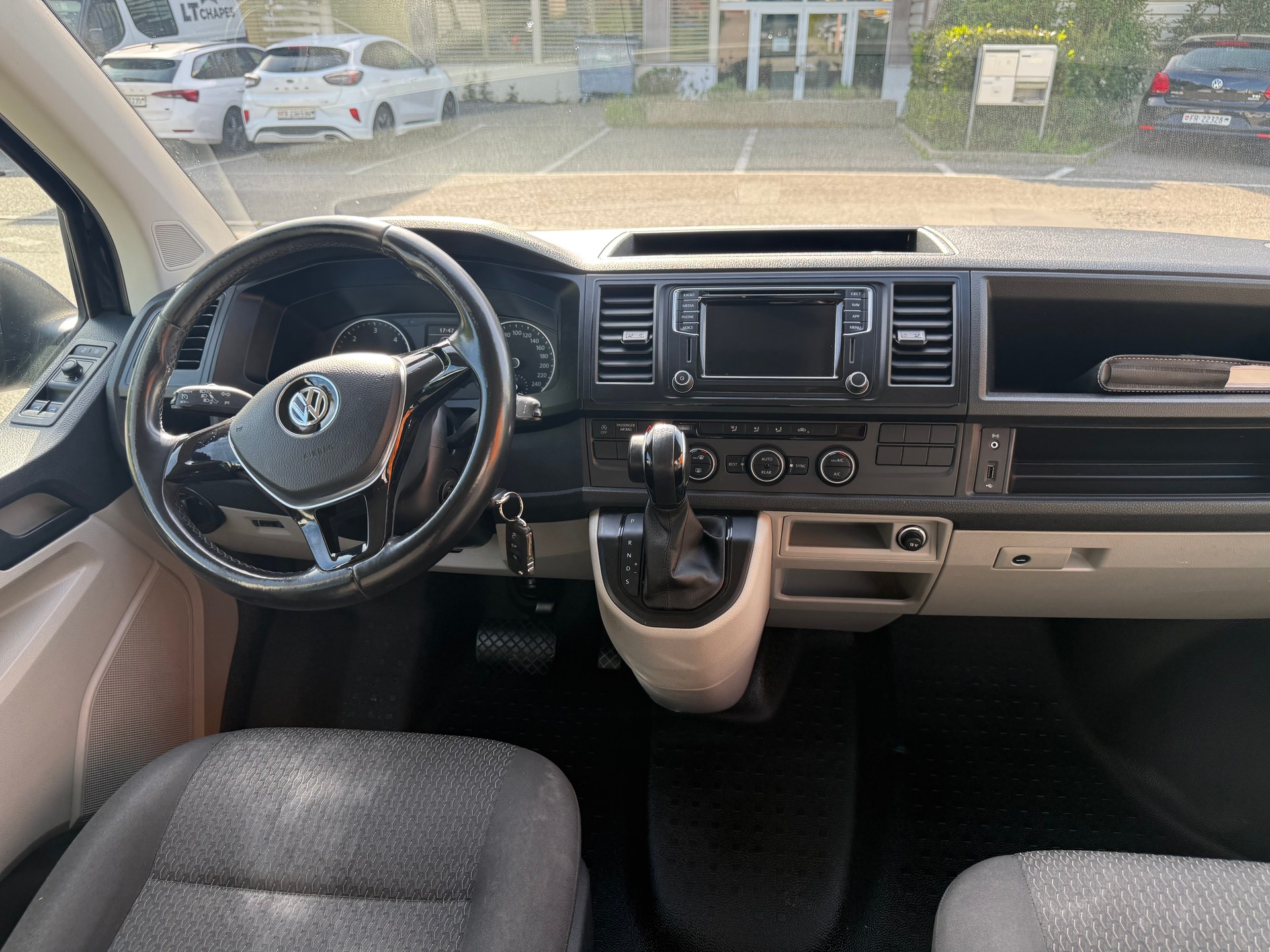 VW T6 2.0 TDI DSG-image-10