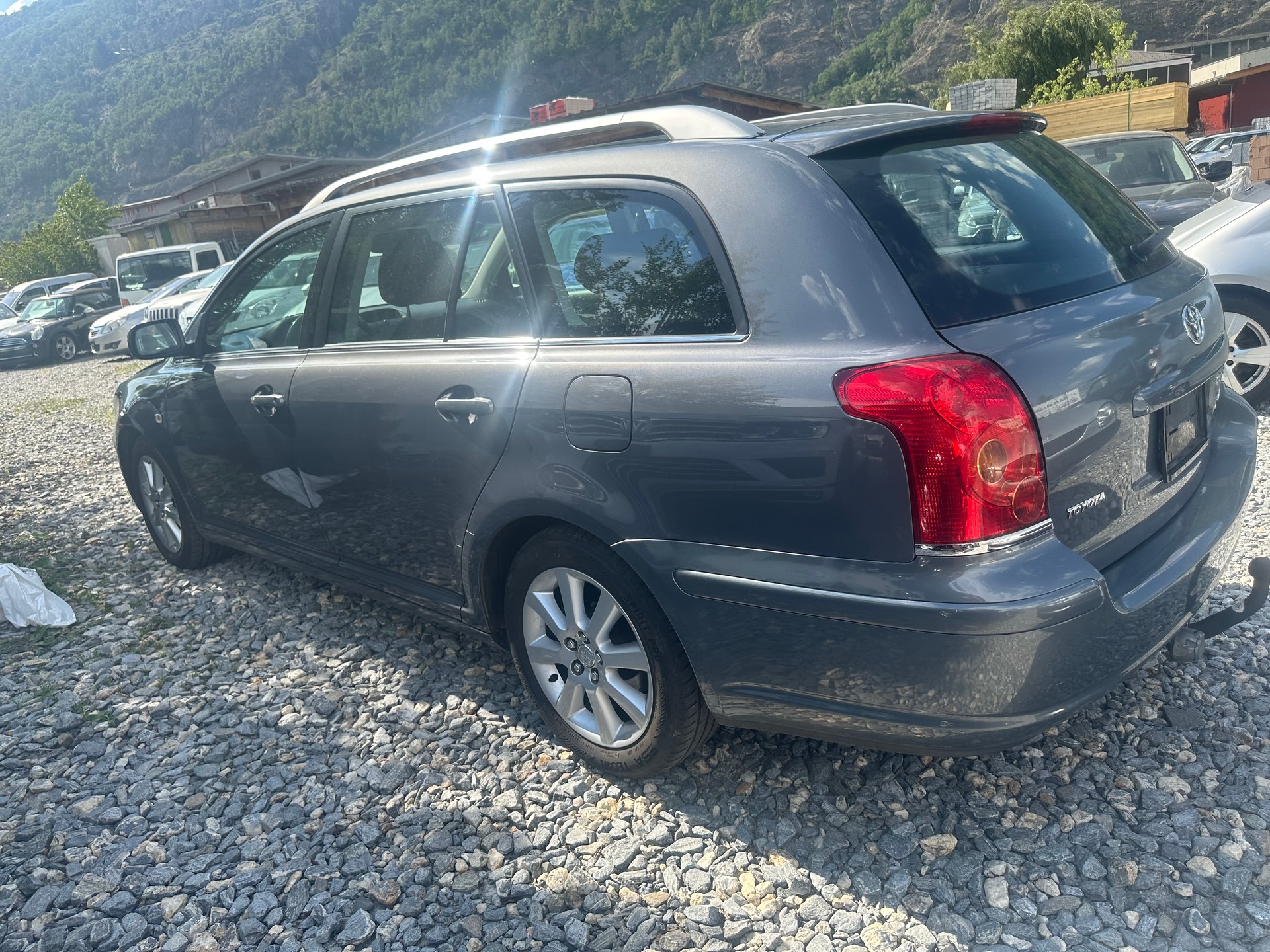 TOYOTA Avensis 2.4 D4 VVT-i Linea Sol Sportswagon T-Step5-image-12