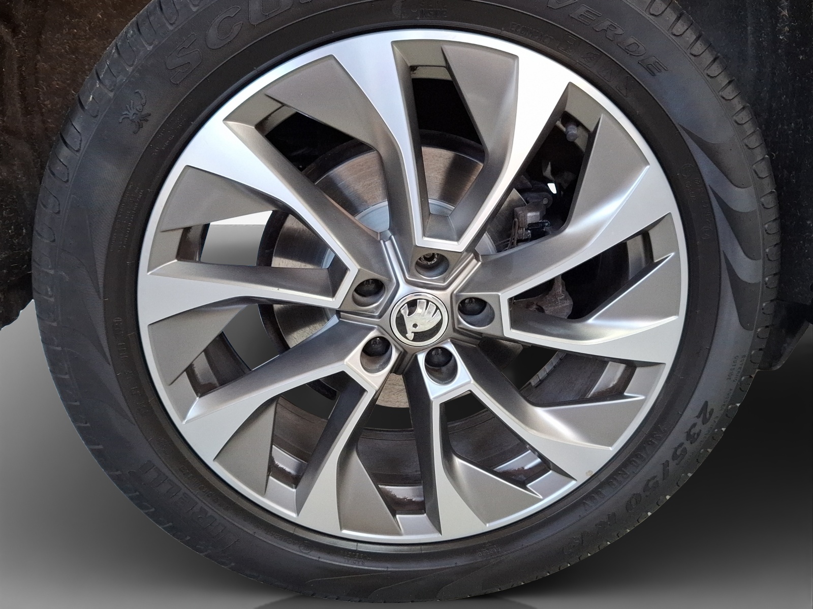 SKODA Kodiaq 2.0 TDI Clever DSG 4x4-image-13
