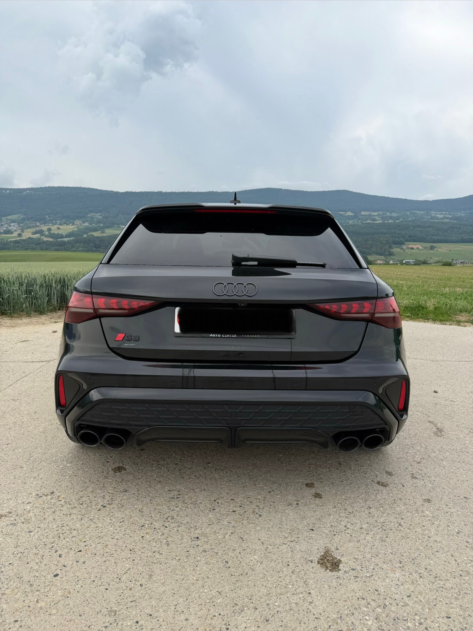 AUDI 2.0 TFSI quattro S-Tronic-image-3