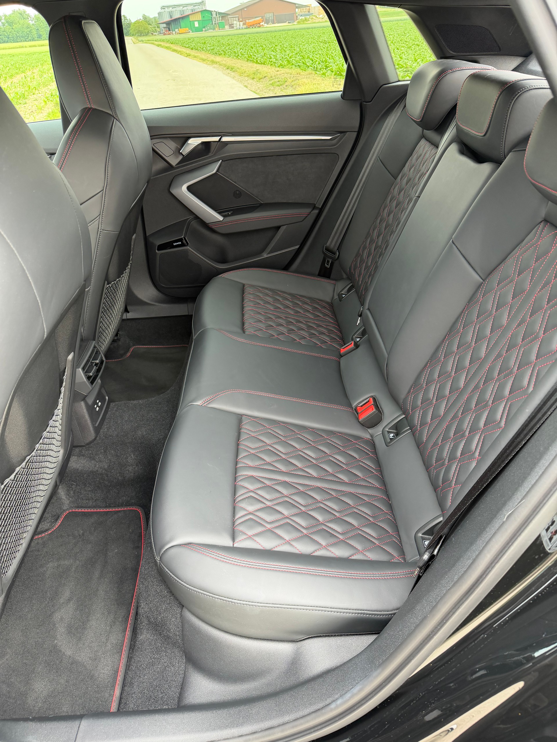 AUDI 2.0 TFSI quattro S-Tronic-image-7