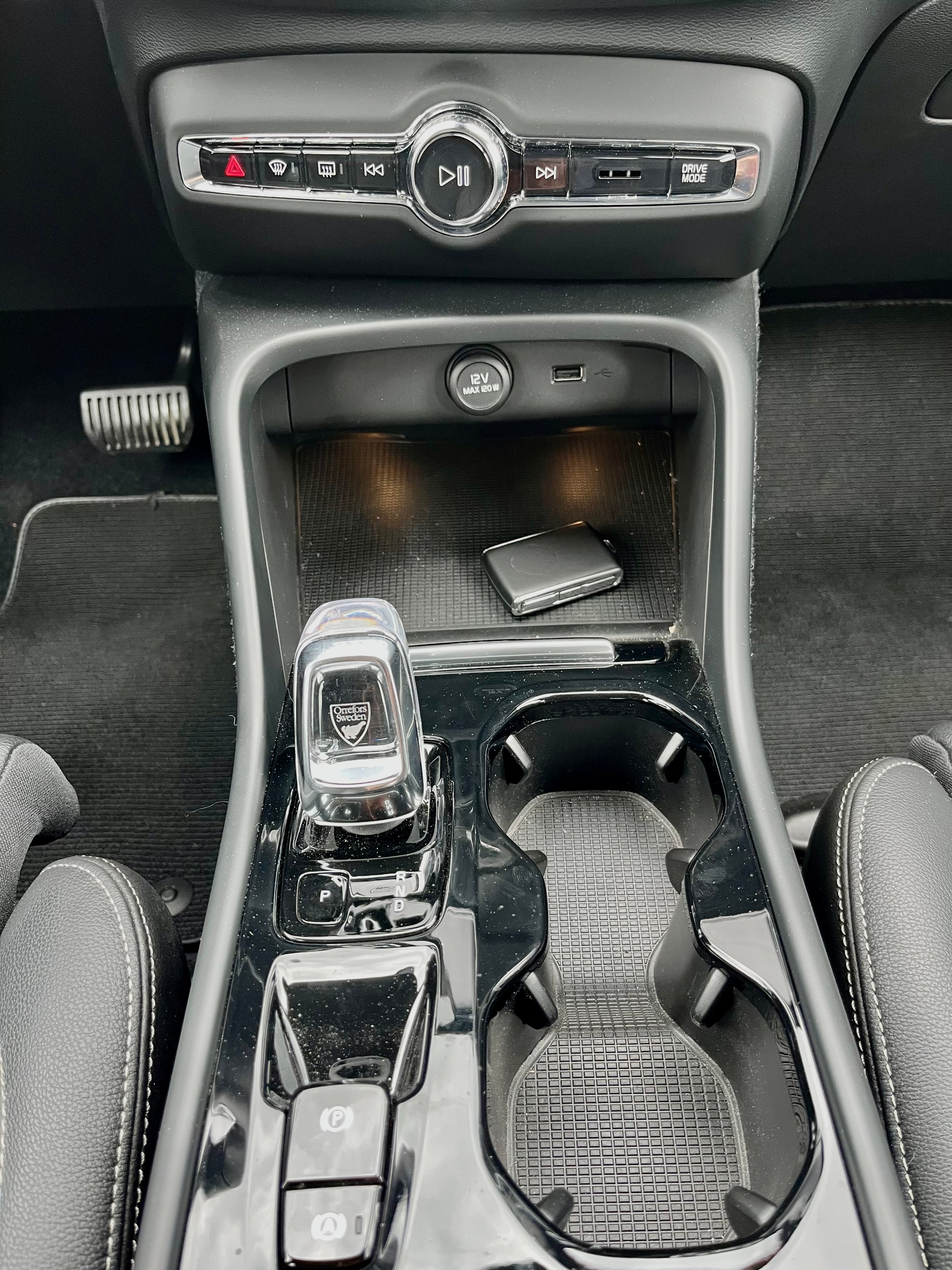 VOLVO XC40 T4 AWD Inscription Geartronic / Neu ab MFK 2026-image-12