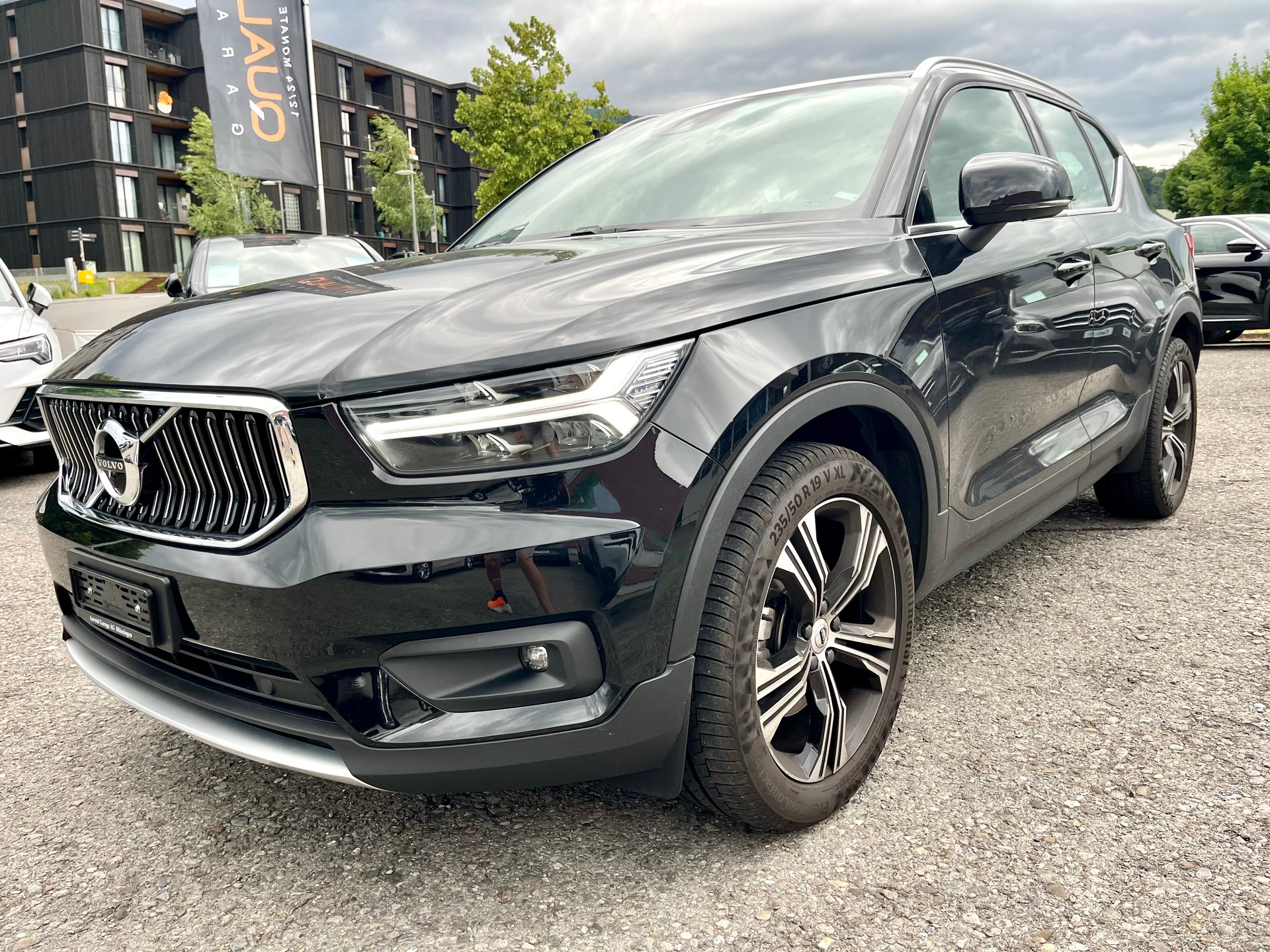 VOLVO XC40 T4 AWD Inscription Geartronic / Neu ab MFK 2026-showroom-element-2