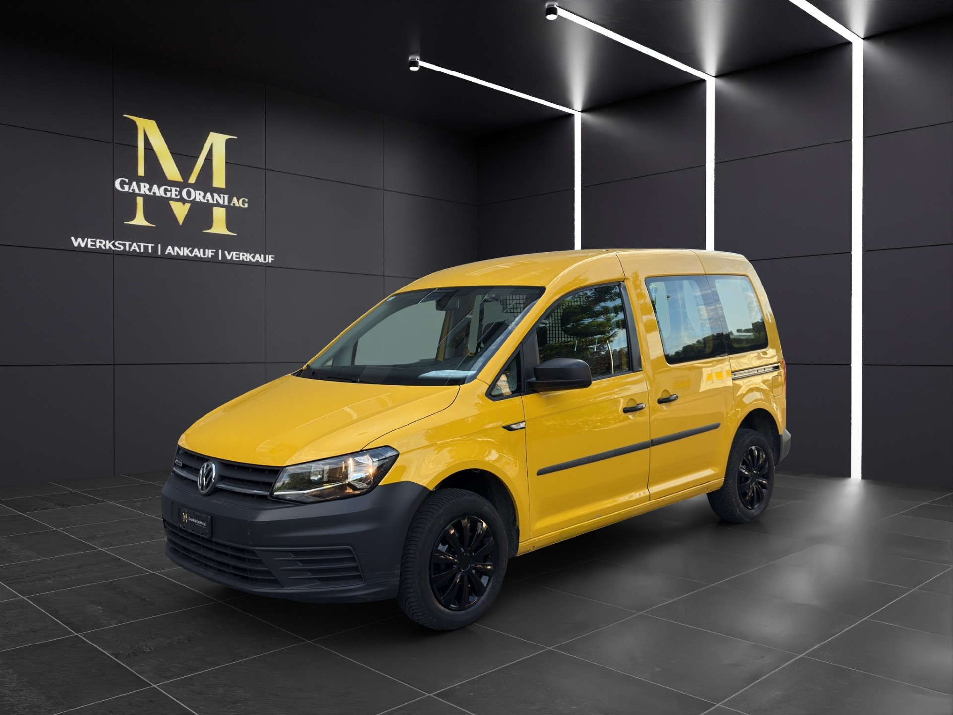 VW Caddy 2.0TDI 4Motion BlueMotion Technology-image-0