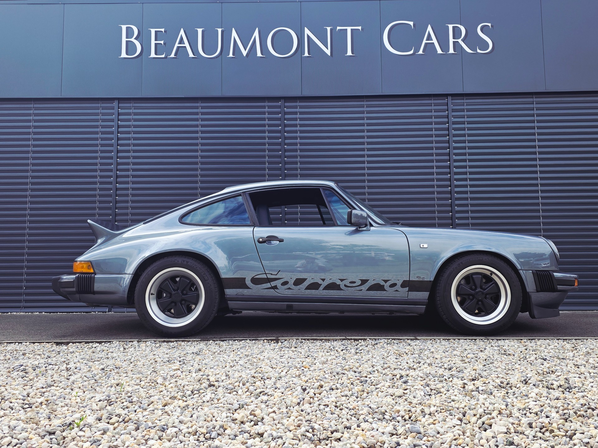 PORSCHE 911 SC-image-0
