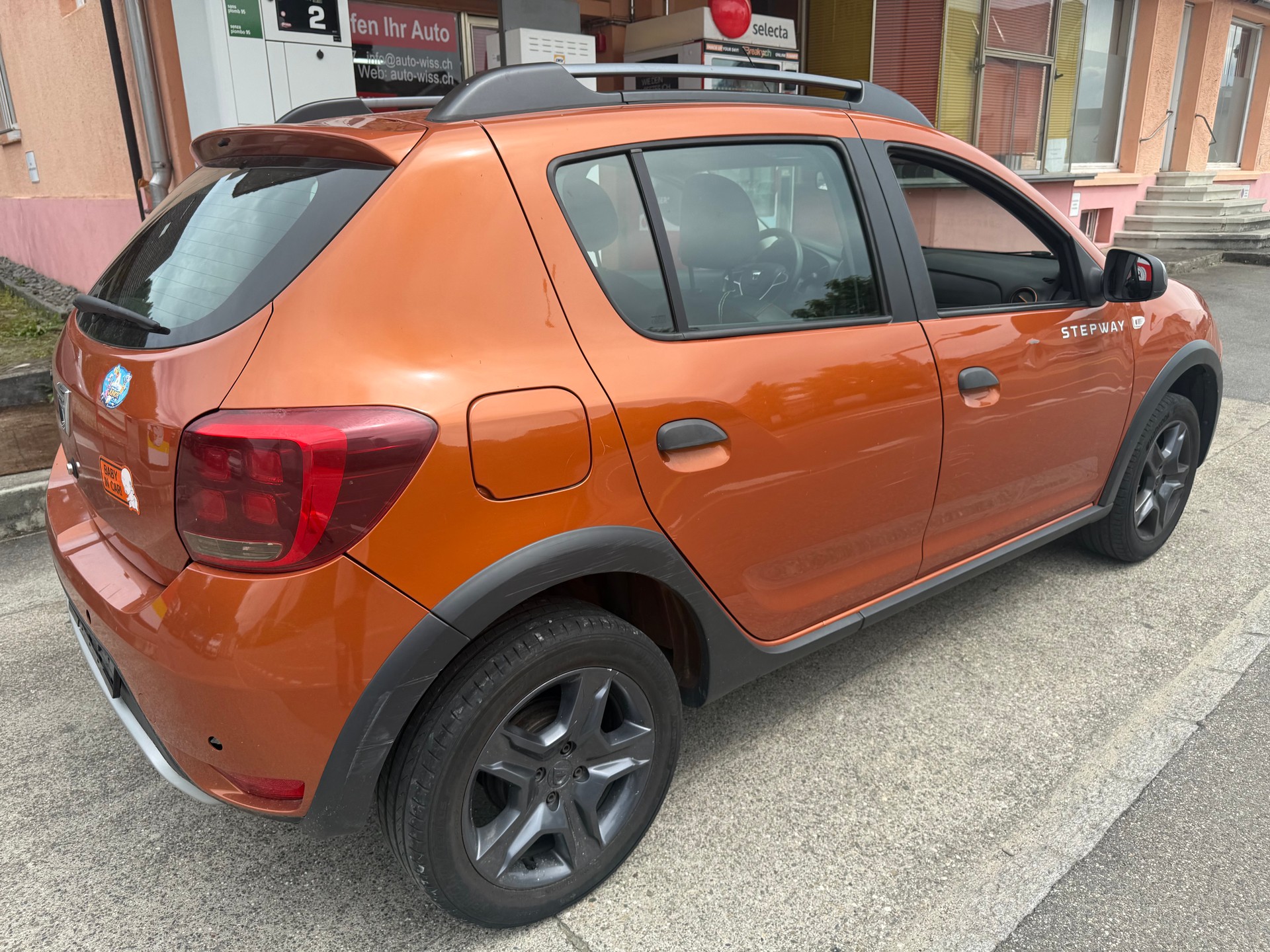 DACIA Sandero Tce 90 Stepway Lauréate Automatic-image-3