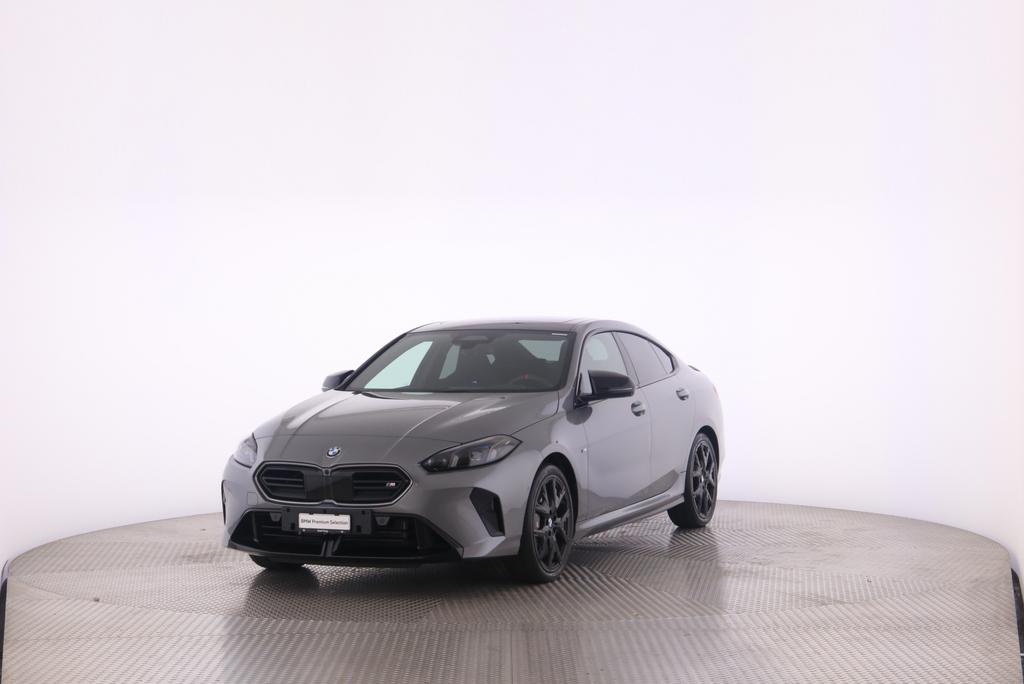 BMW M235i xDrive Gran Coupé-image-0