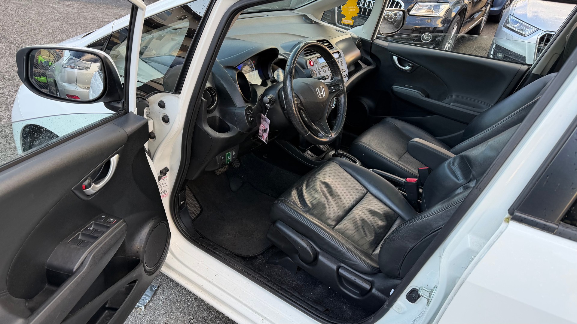 HONDA Jazz 1.3i Hybrid Exclusive CVT-image-7