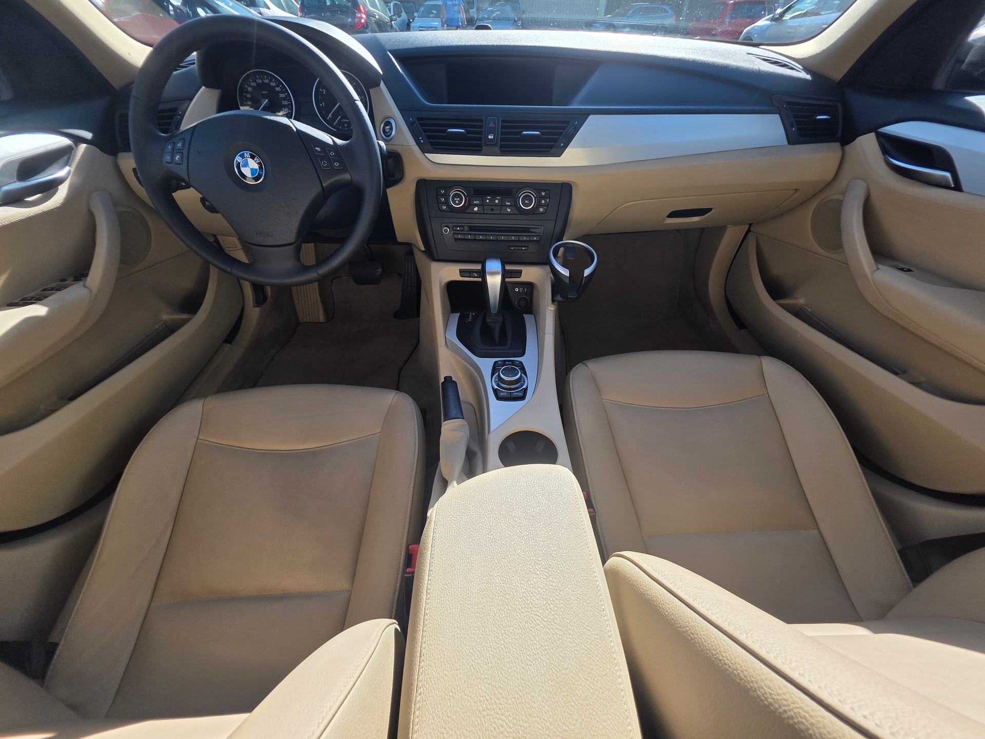 BMW X1 xDrive 25i Steptronic-image-6
