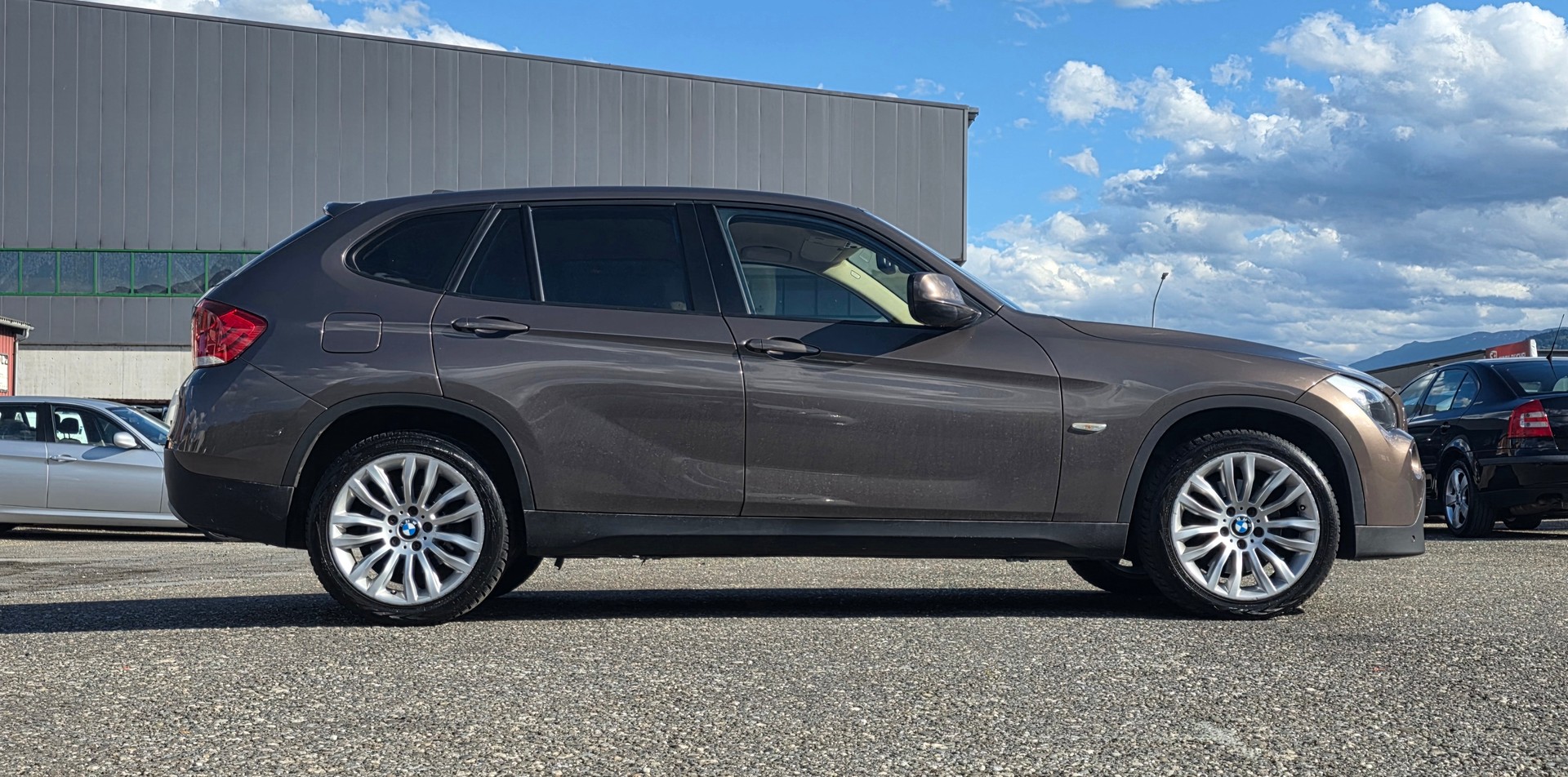 BMW X1 xDrive 25i Steptronic-image-2