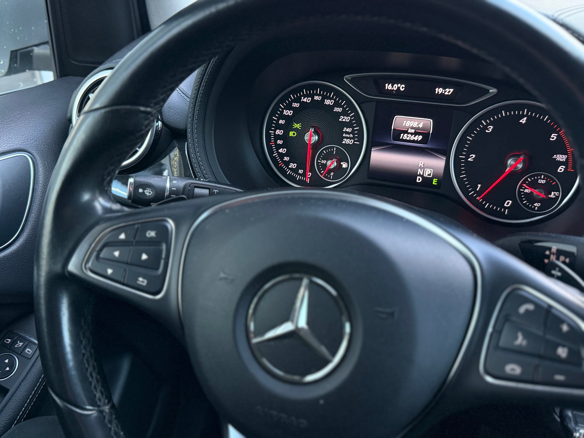 MERCEDES-BENZ B 200 CDI AMG Line 7G-DCT-image-12