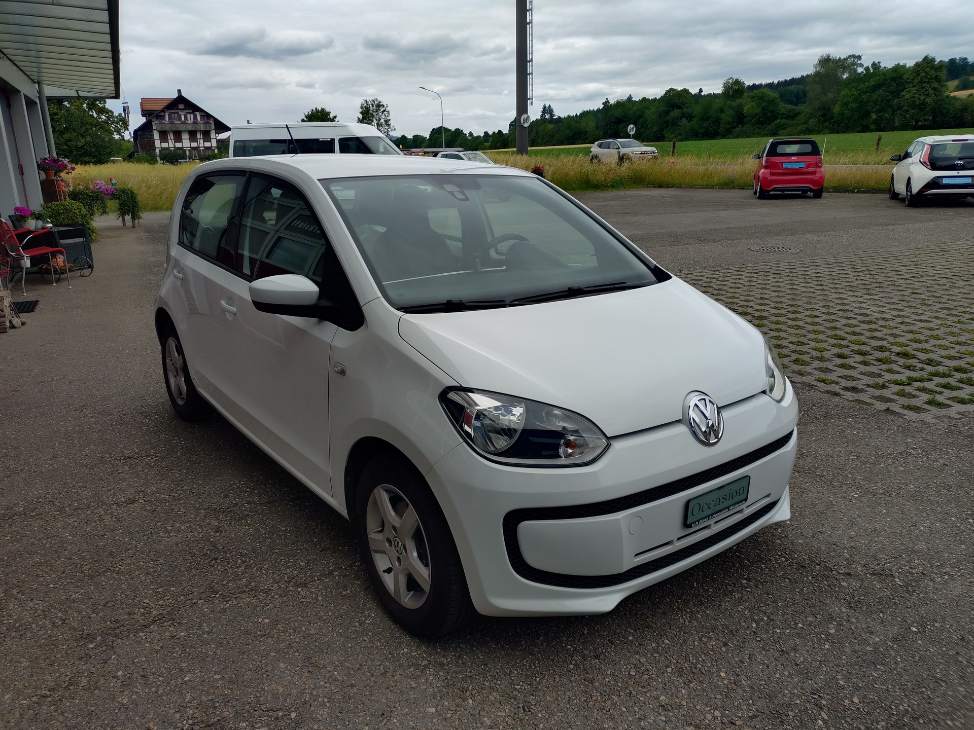 VW Up 1.0 move up-image-3