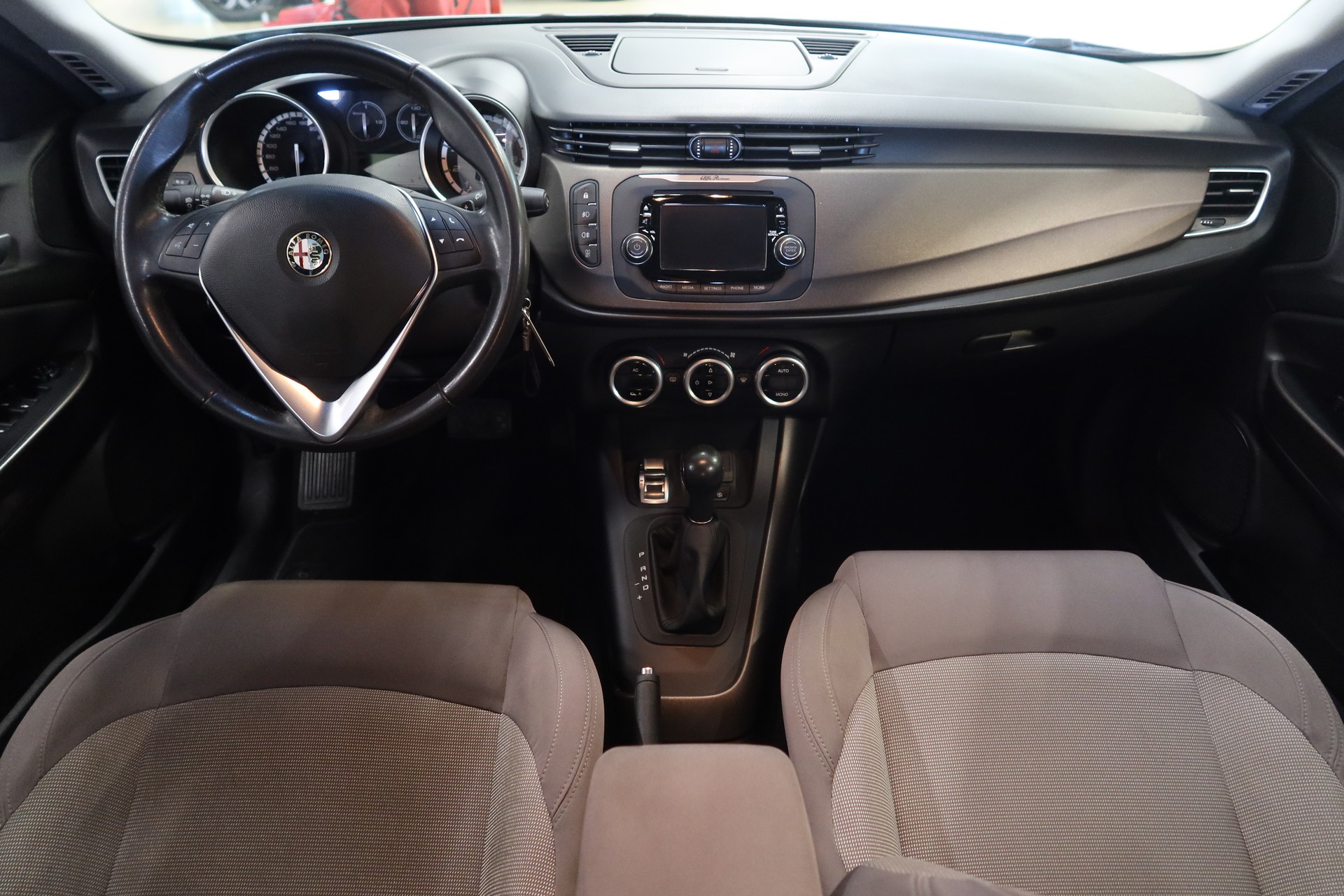 ALFA ROMEO Giulietta 1.4 T Exclusive-image-9