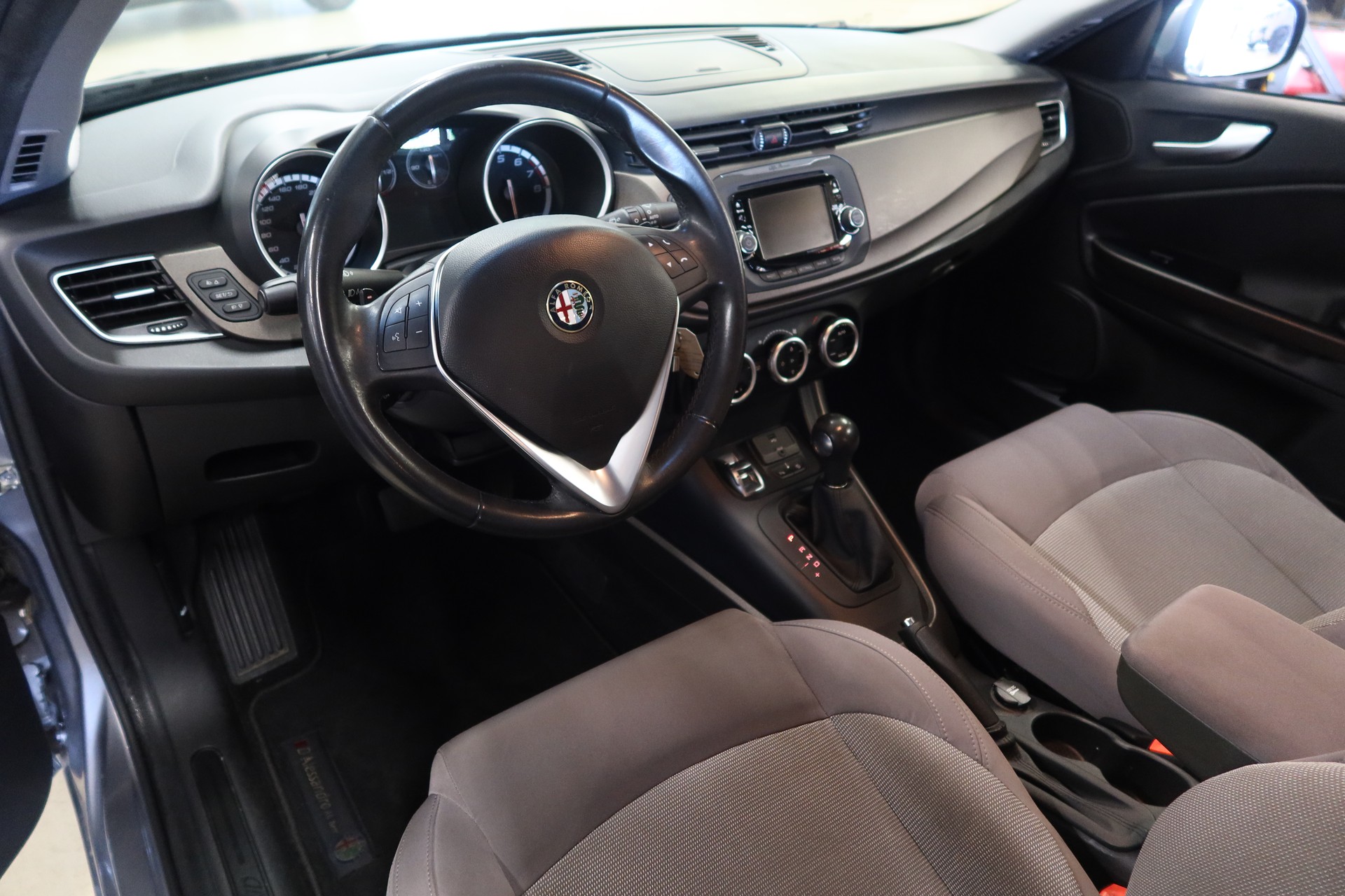 ALFA ROMEO Giulietta 1.4 T Exclusive-image-8