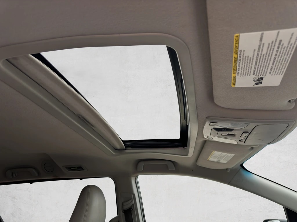 TOYOTA Sienna 3.5 A 4WD-image-17
