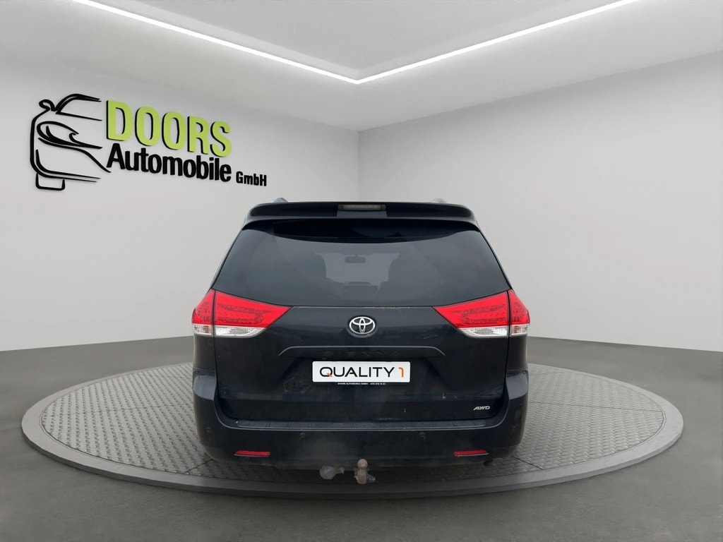 TOYOTA Sienna 3.5 A 4WD-image-3