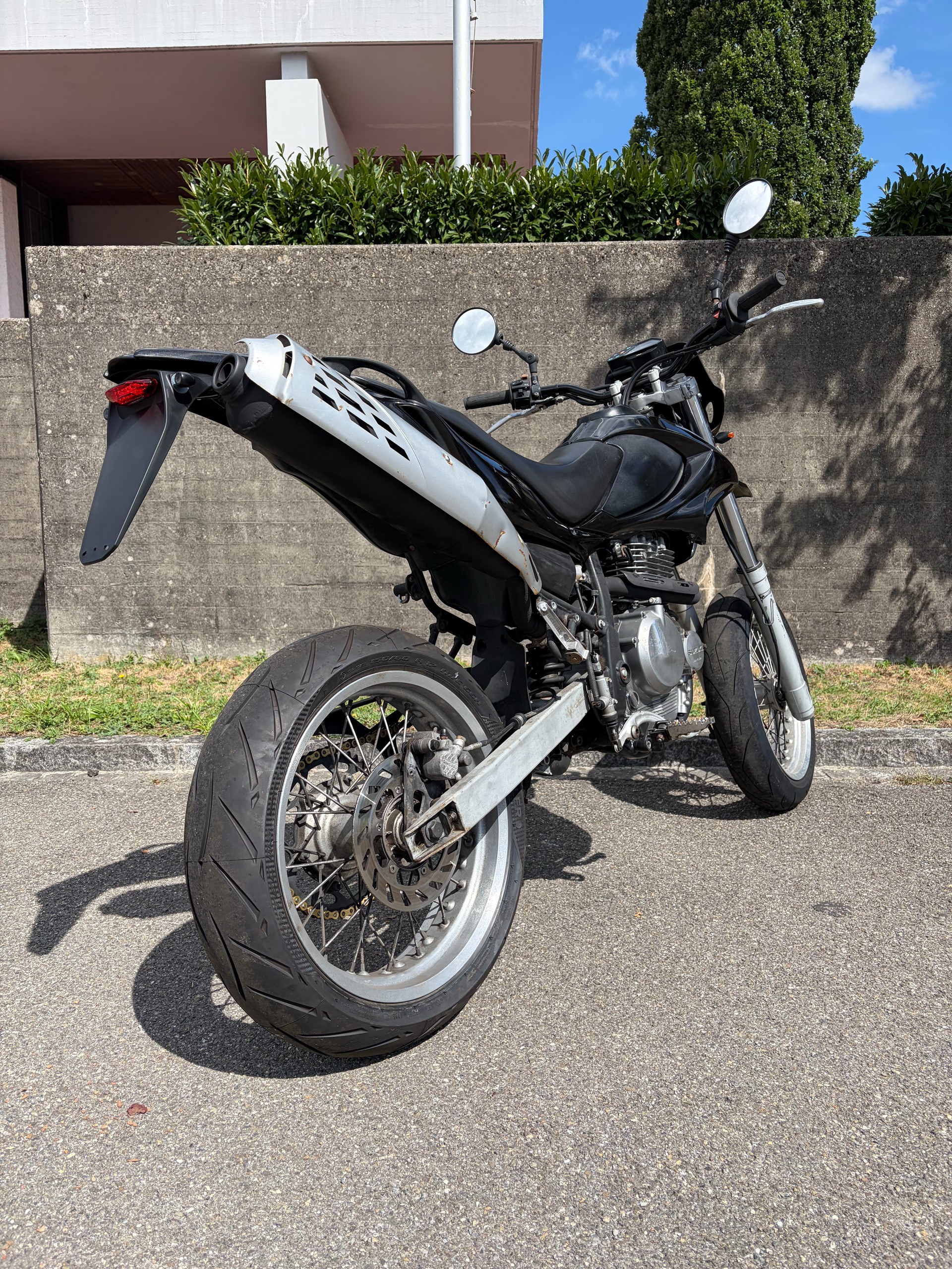 BETA 4.0-4T Motard-image-5