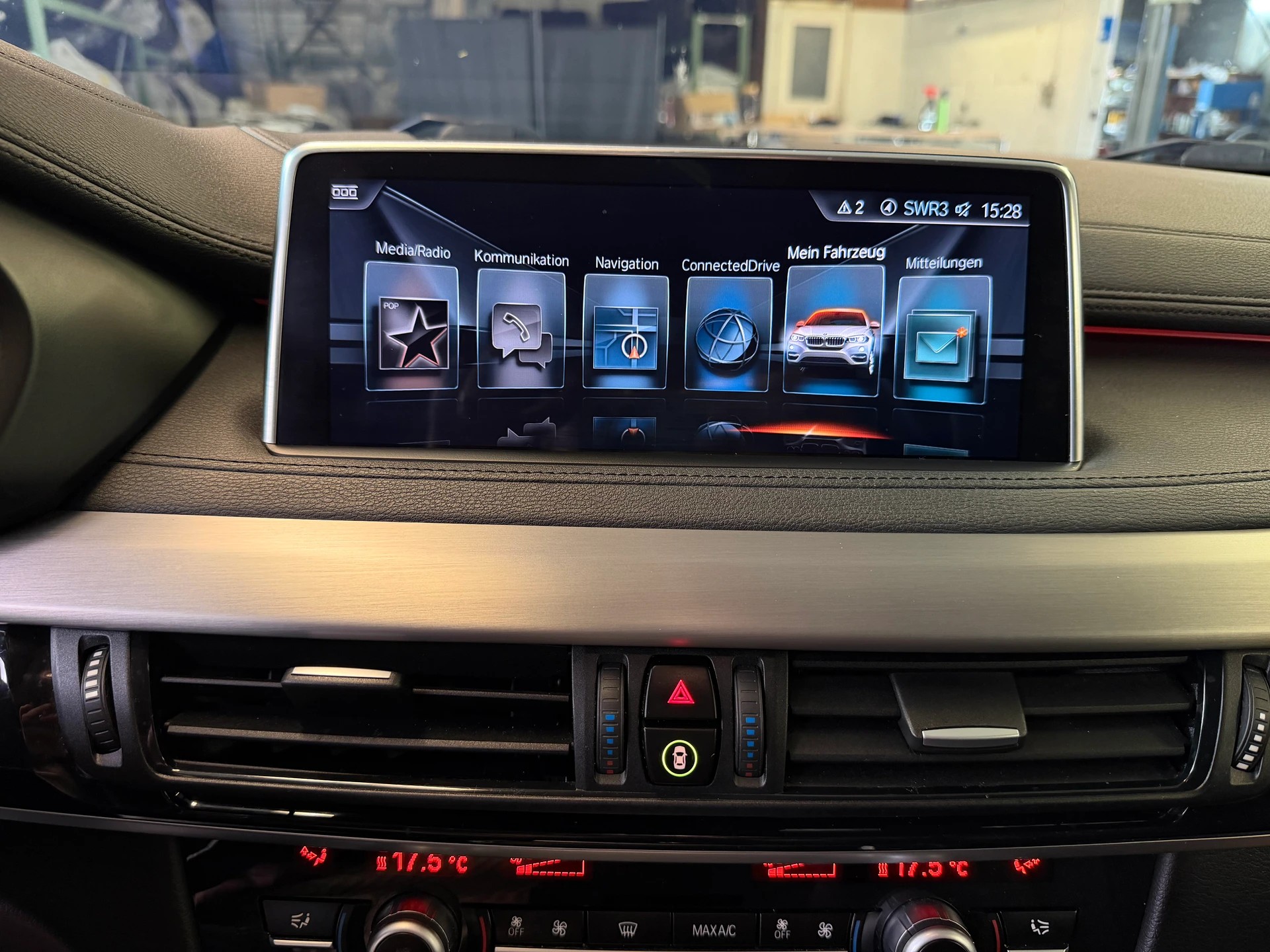 BMW X6 xDrive 40d Steptronic | MFK 03.2025 | RF-Kamera | Navi | Leder-image-13