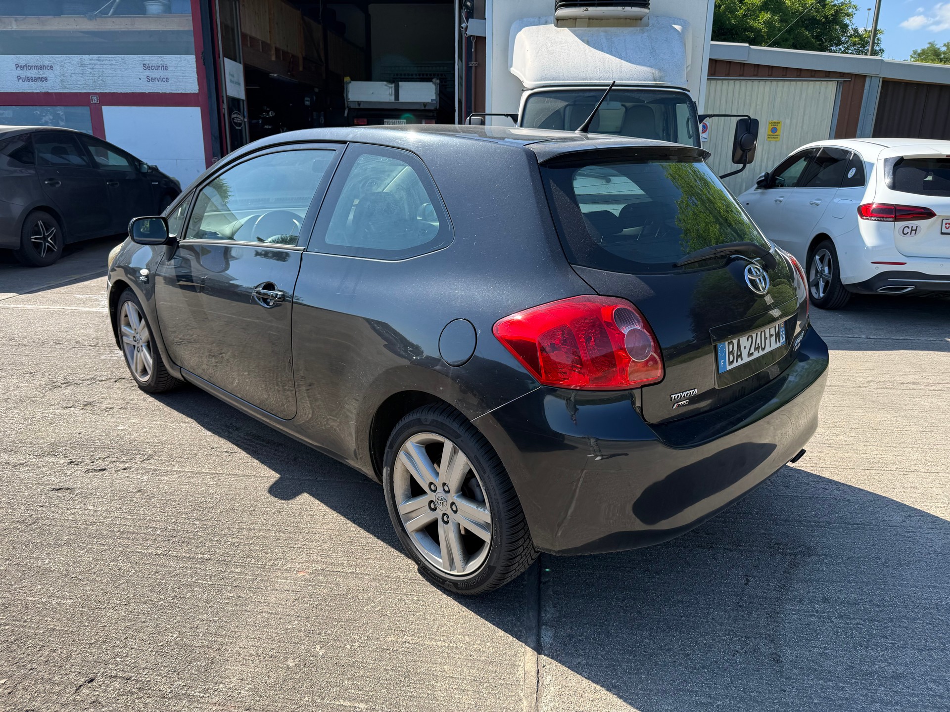 TOYOTA Auris 1.4 D-4D Linea Terra-image-5