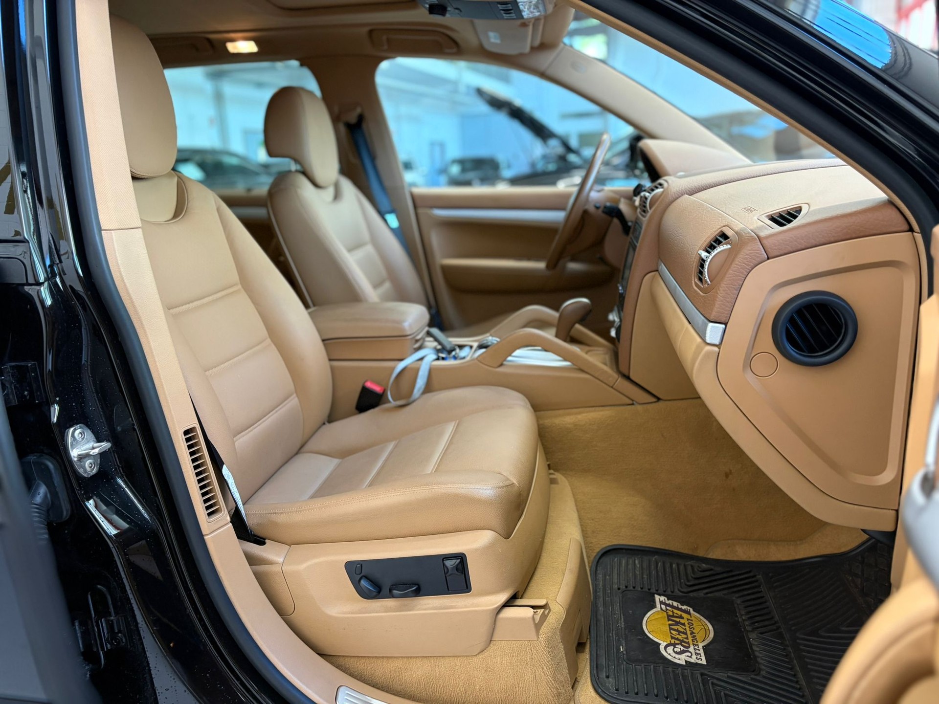 PORSCHE S-image-14