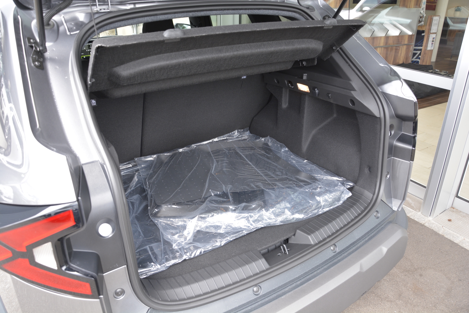 DACIA BIGSTER journey hybrid 150 4x4 Automat-image-6
