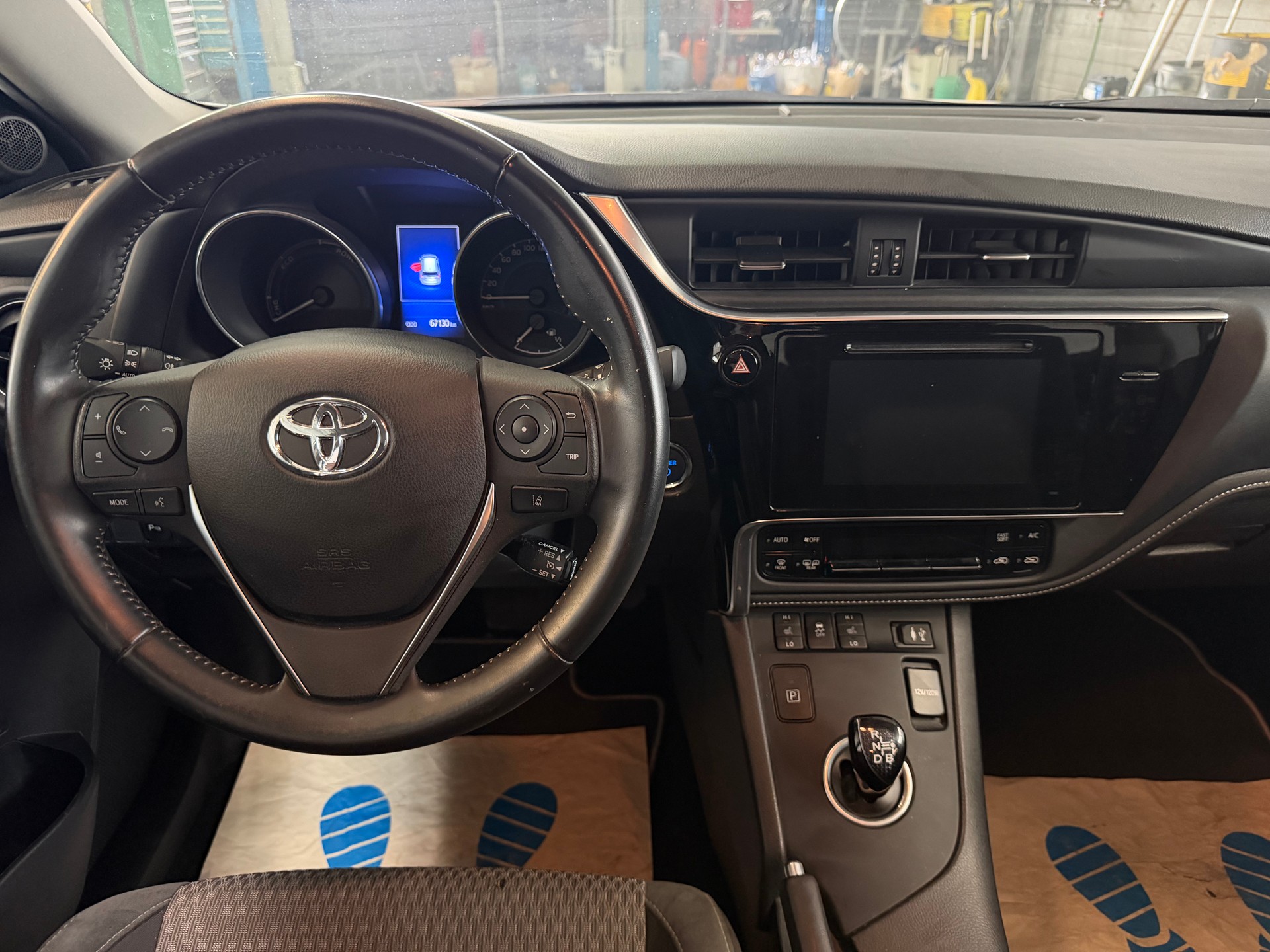 TOYOTA Auris 1.8 HSD Trend e-CVT | CH-Auto | 1-Hand | Frisch MFK | Ab Service-image-11