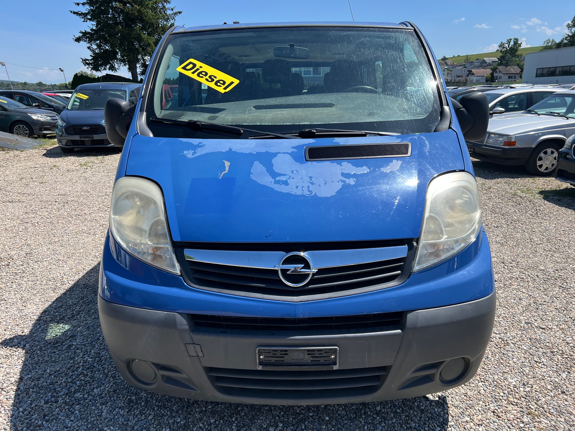 OPEL Vivaro Life 2.5CDTI 2.7t L1H1-image-0