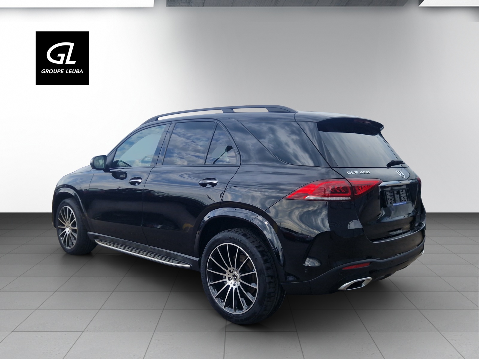 MERCEDES-BENZ GLE 450 AMG Line 4Matic-showroom-element-1
