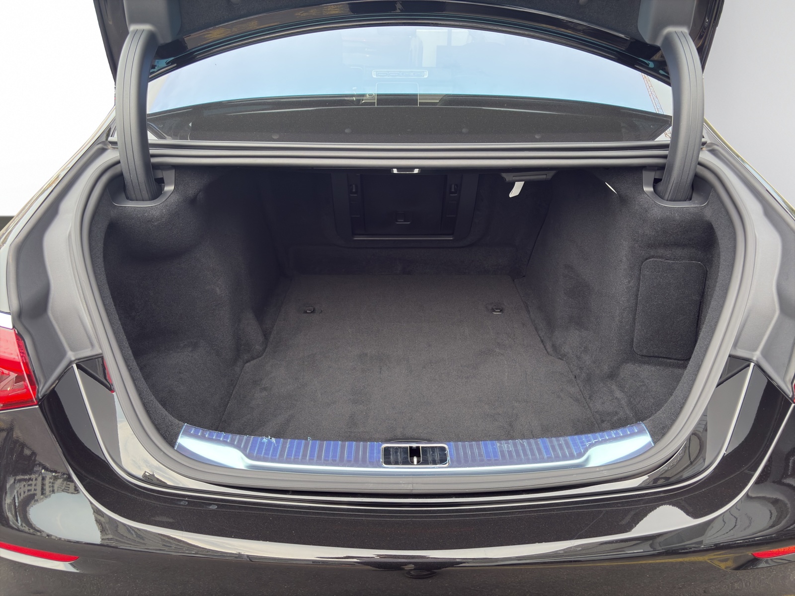 MERCEDES-BENZ S 580 L 4Matic AMG Line 9G-Tronic-image-5